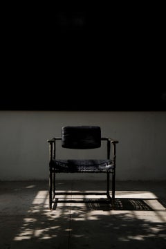 Contemporary Mexican Umbral chair in cast bronze, wood and leather