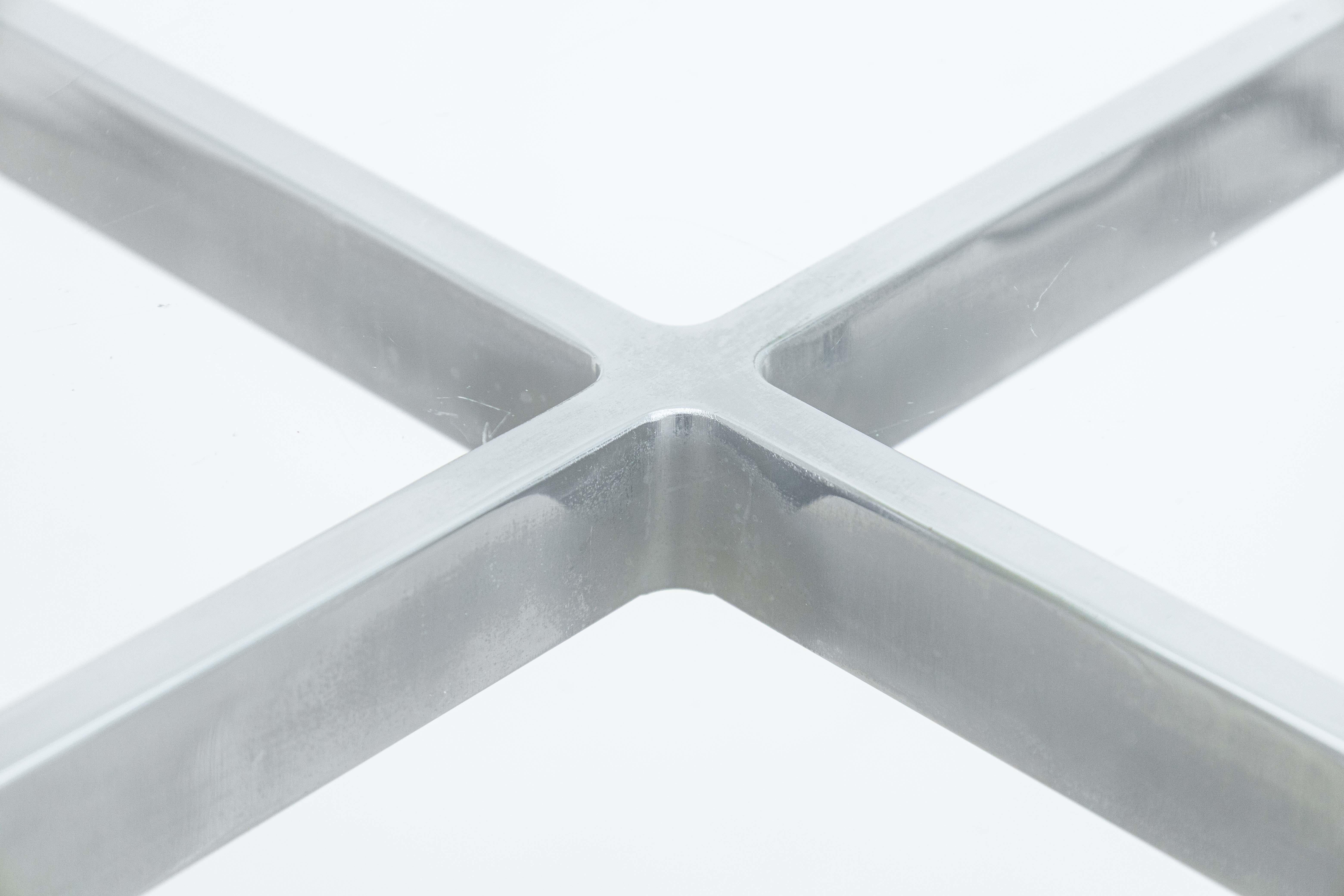 italien The Pedestal Contemporary Mies Van Der Rohe Barcelona Style chrome et verre en vente