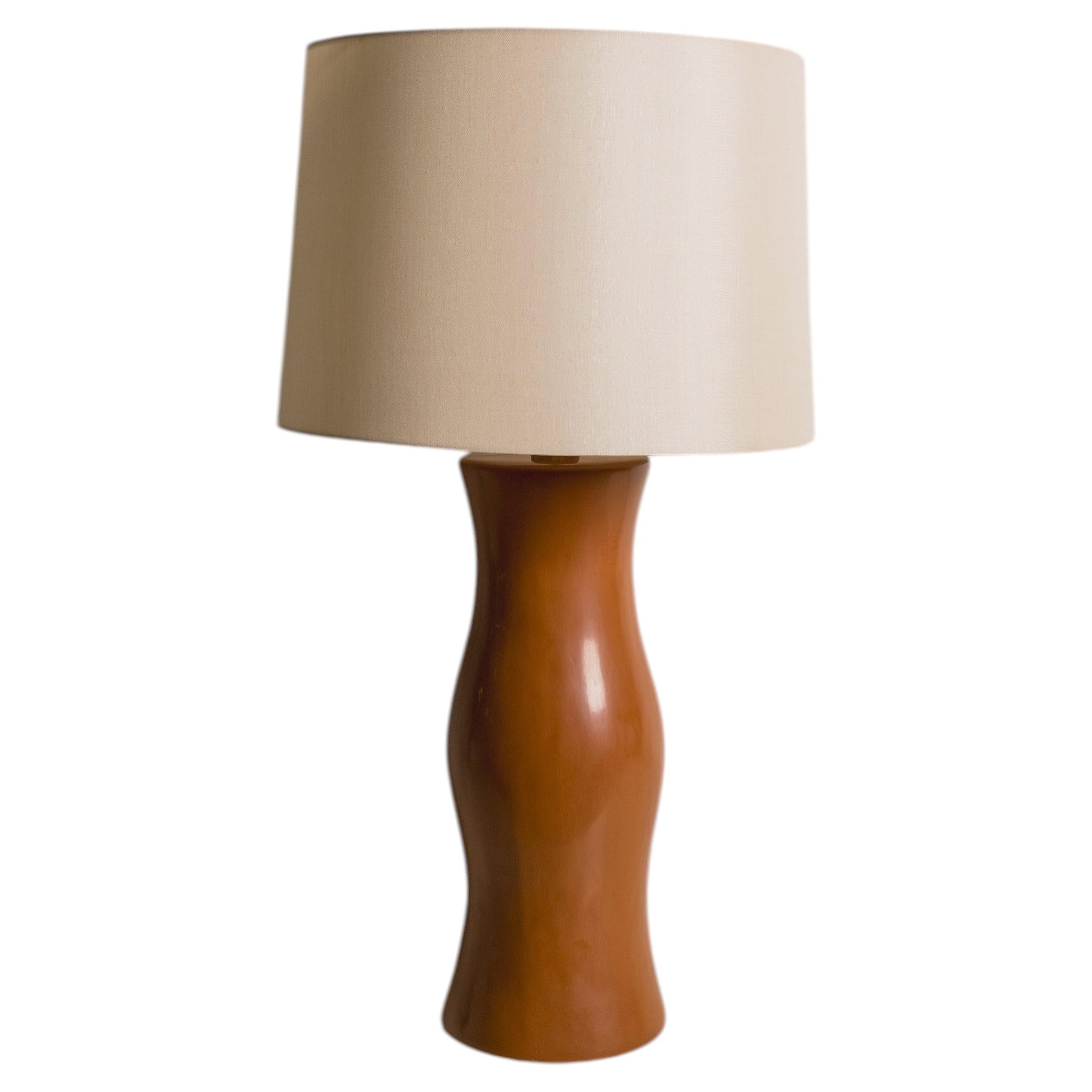 Lampe Du contemporaine en laque Mila par Rober Kuo, édition limitée en vente