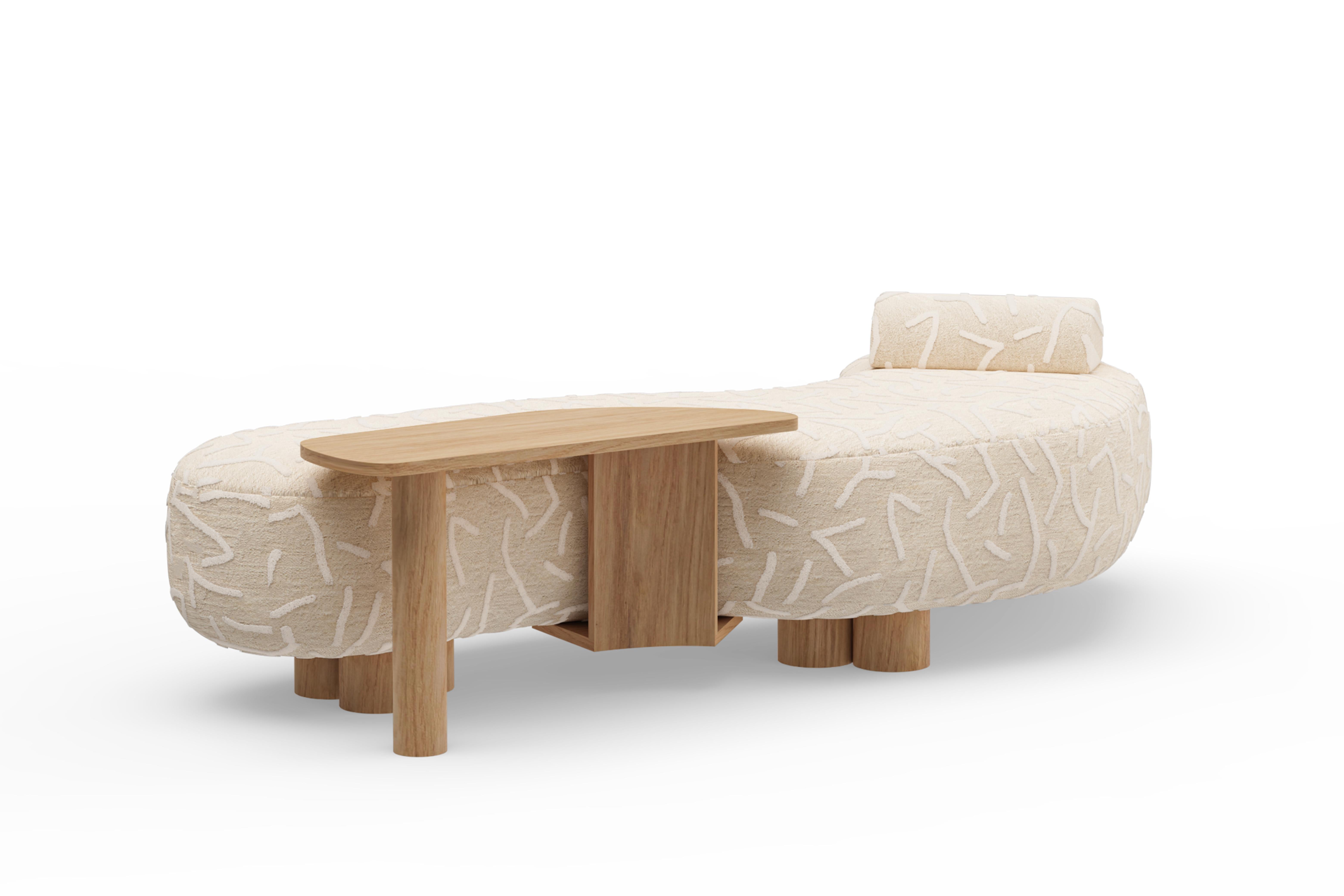 Contemporary Minho Daybed, Dedar Textured Velvet, Eiche, Handmade by Greenapple (Moderne der Mitte des Jahrhunderts) im Angebot