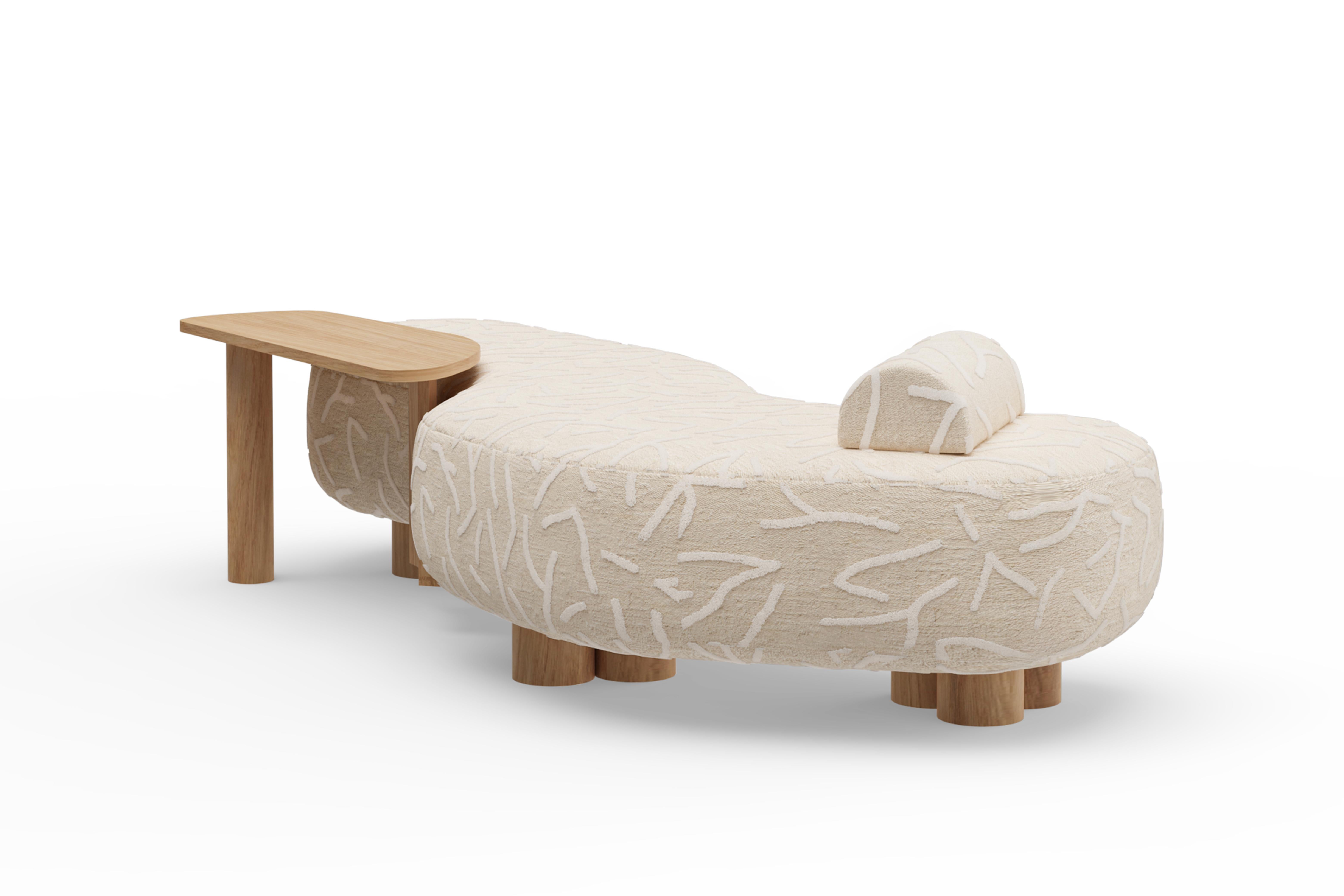 Contemporary Minho Daybed, Dedar Textured Velvet, Eiche, Handmade by Greenapple (Handgefertigt) im Angebot