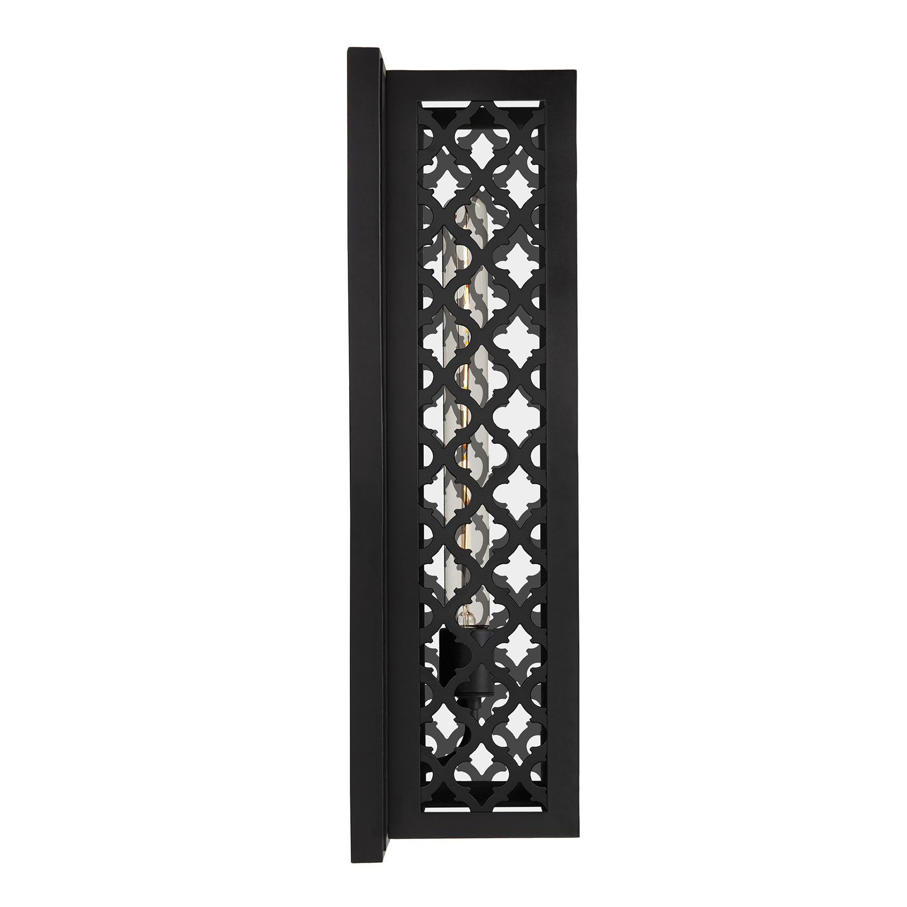 Contemporary Minimal Decorative Hand-Crafted Exterior Flush Mount Light Fixture (Moderne) im Angebot