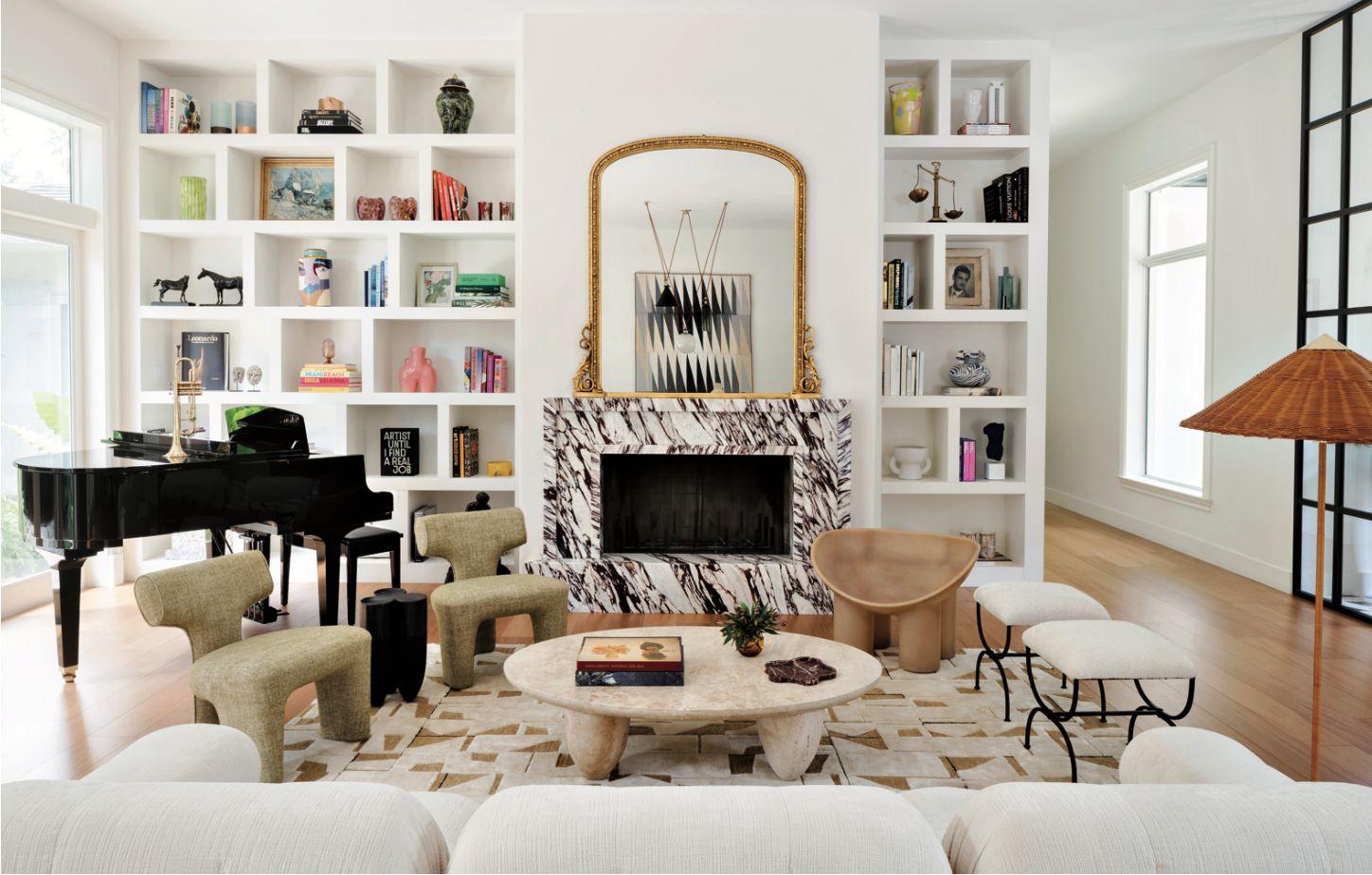 Contemporary Minimal Oval Coffee Center Table Travertine Stone Natural by HOMMÉS In New Condition For Sale In Porto, PT