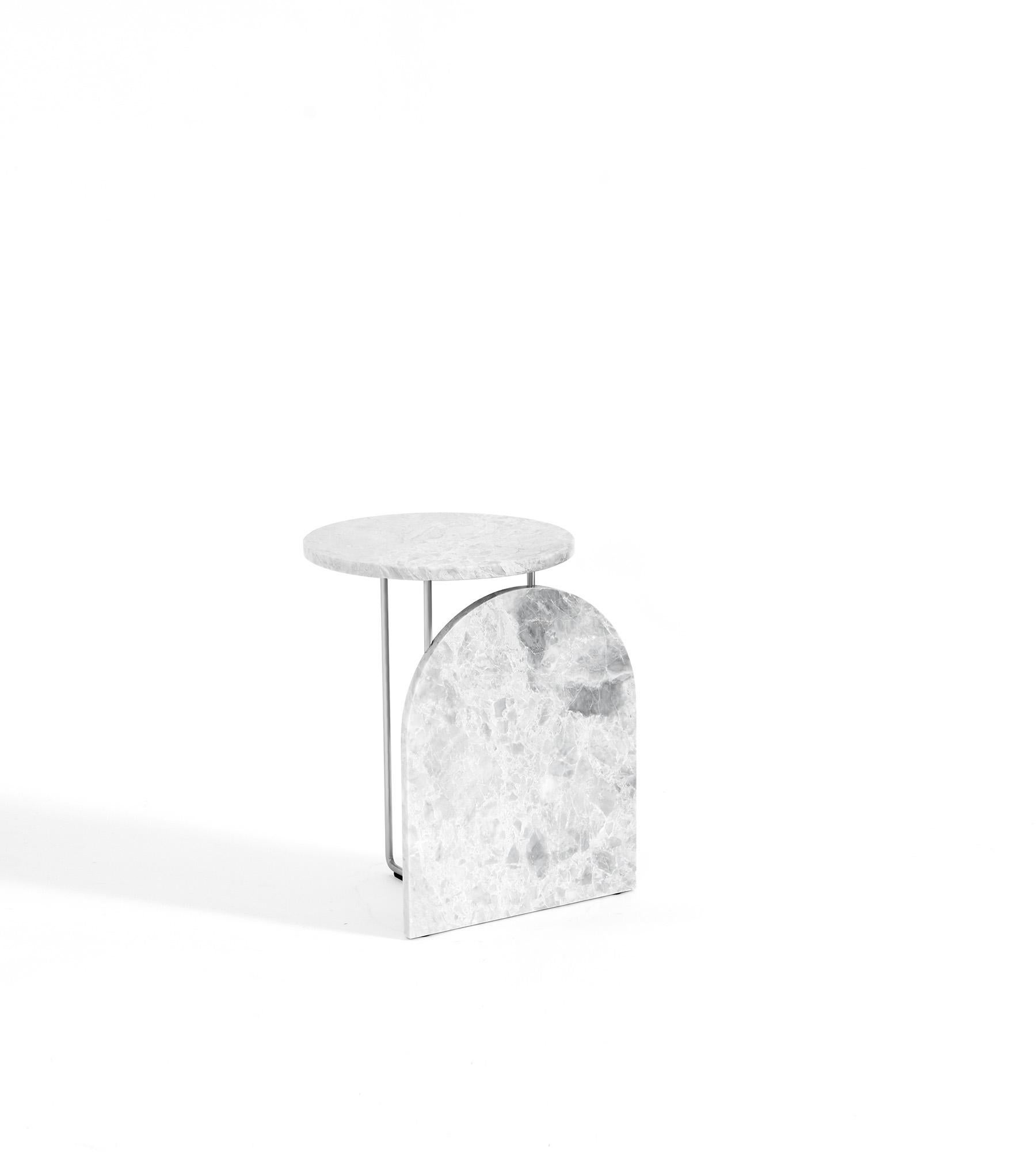 Modern Contemporary Minimal Table in Marble and Metal Made in Italy For Sale