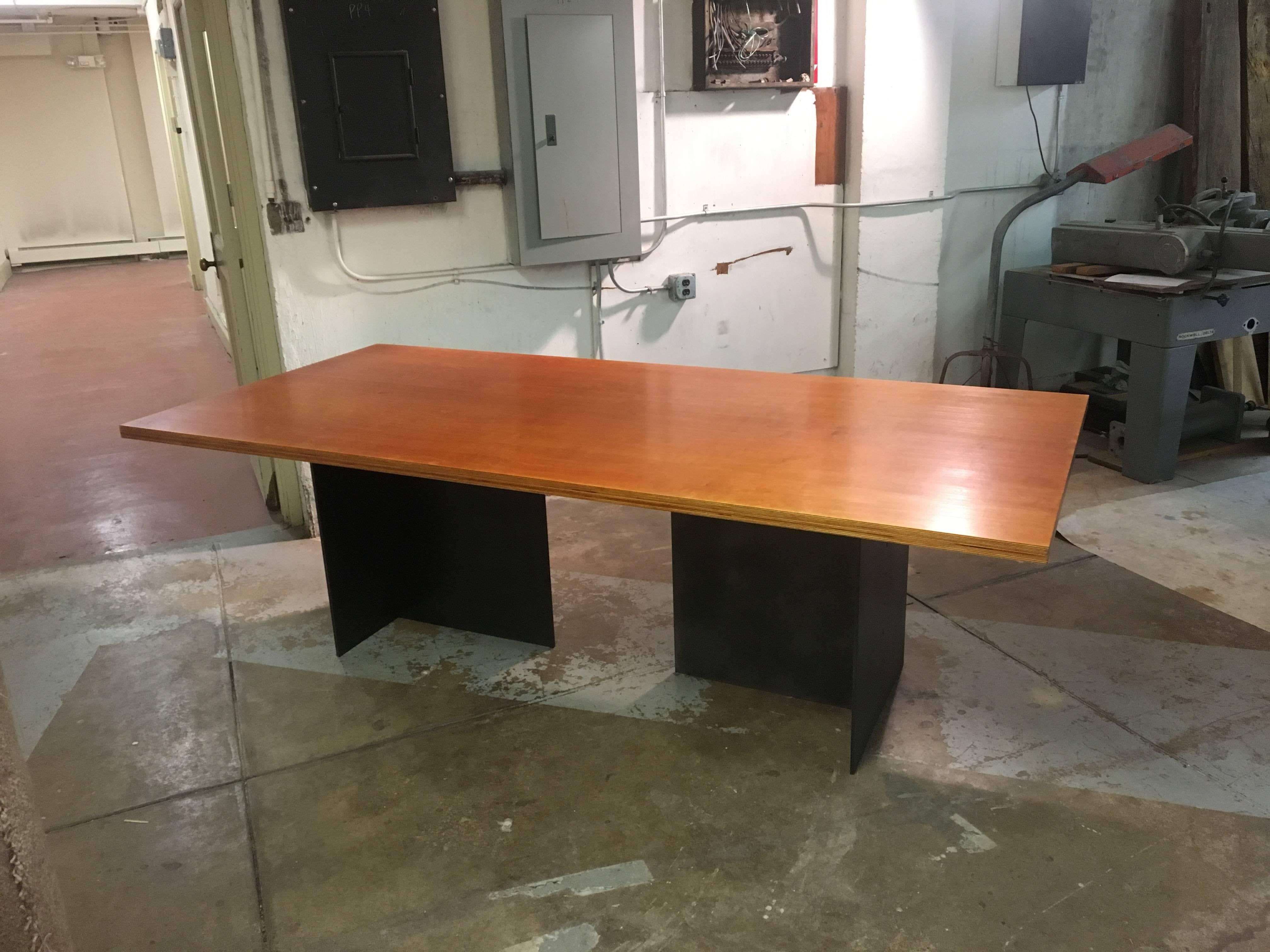 Minimalist Aurora Dining Table by VERMONTICA For Sale