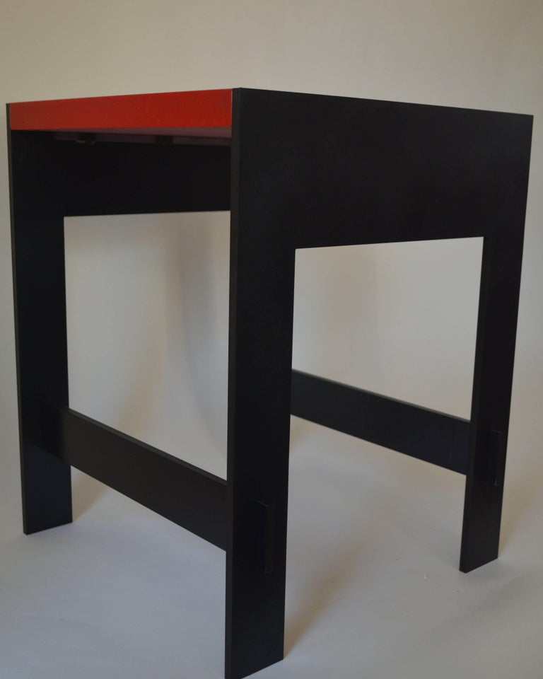 Contemporary Minimalist Blackened Steel and Stone End/Side Table by Scott Gordon In New Condition For Sale In Sharon, VT
