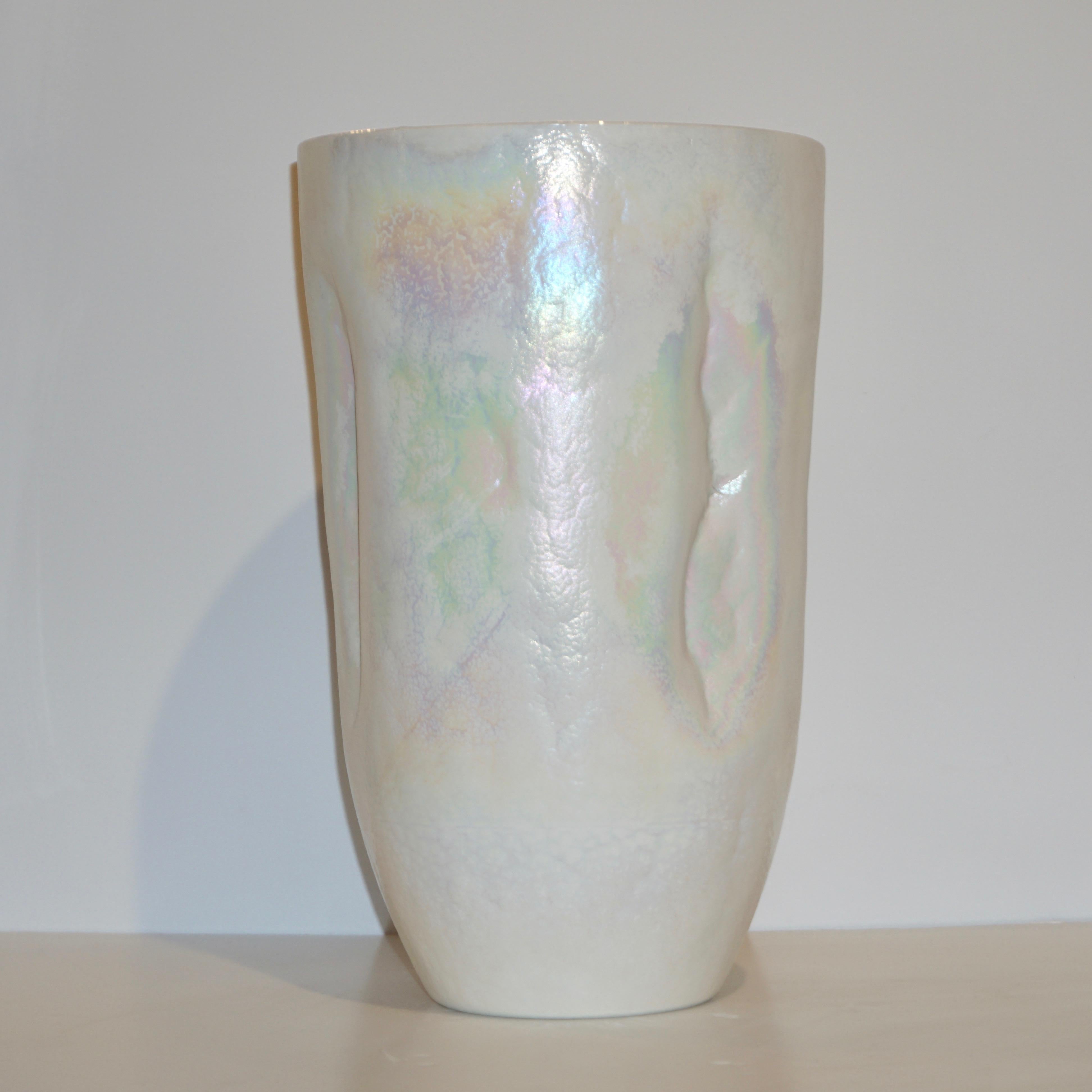 Art Glass Contemporary Minimalist Iridiscent Pearl White Murano Glass Pair of Modern Vases