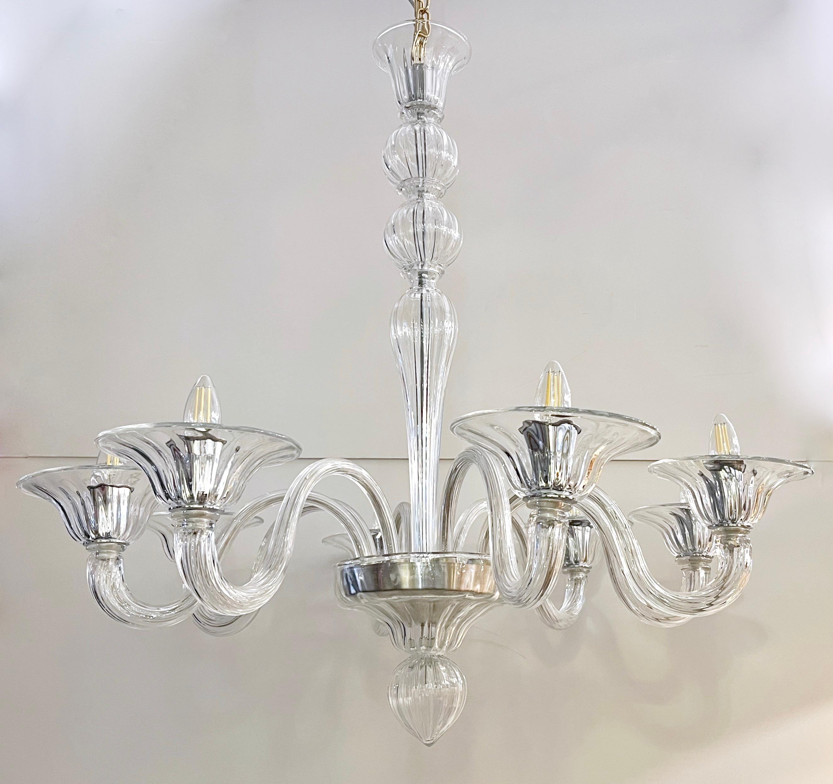 Contemporary Minimalist Italian 8-Arm Crystal Murano Glass Modern Chandelier For Sale 5
