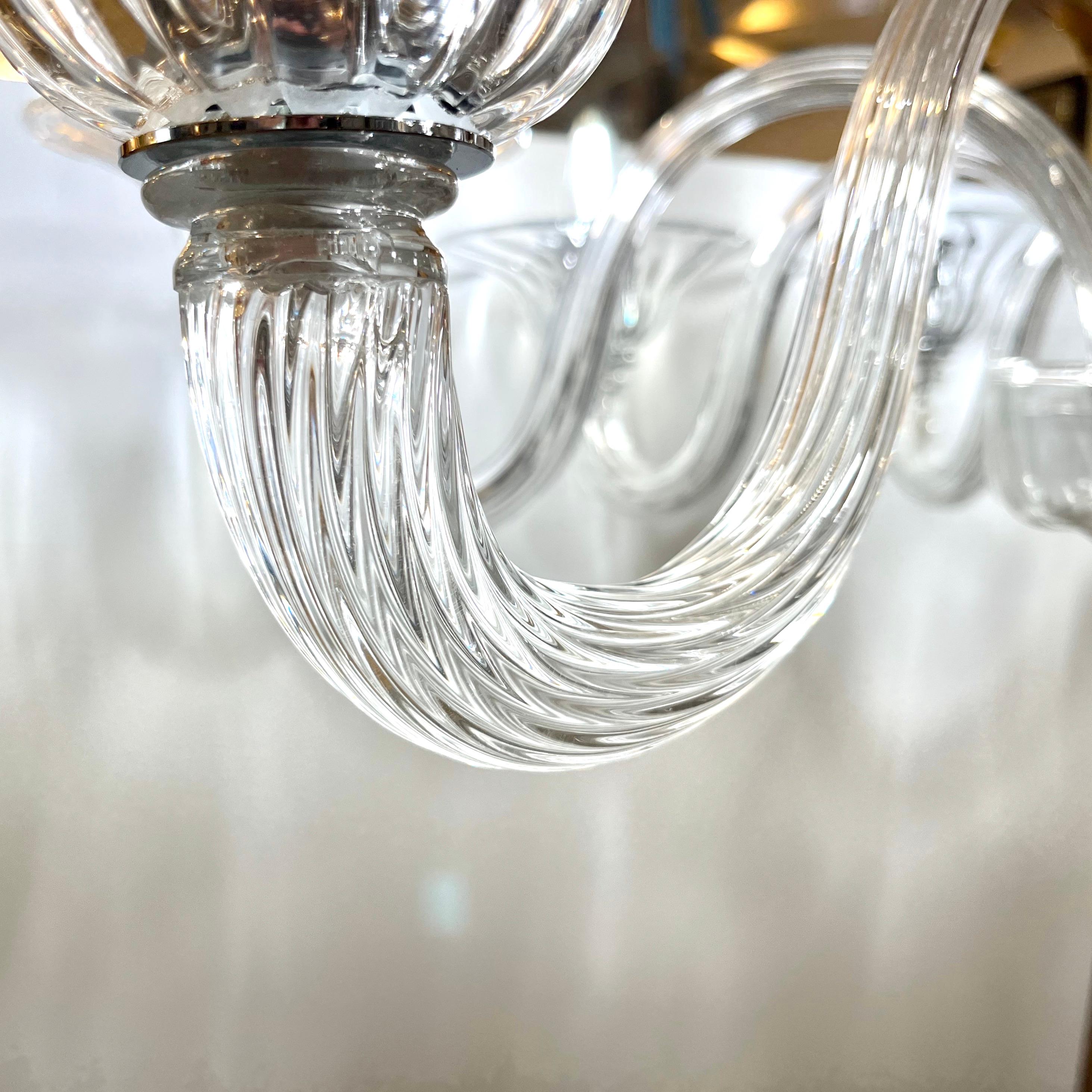 Contemporary Minimalist Italian 8-Arm Crystal Murano Glass Modern Chandelier (Handgefertigt) im Angebot