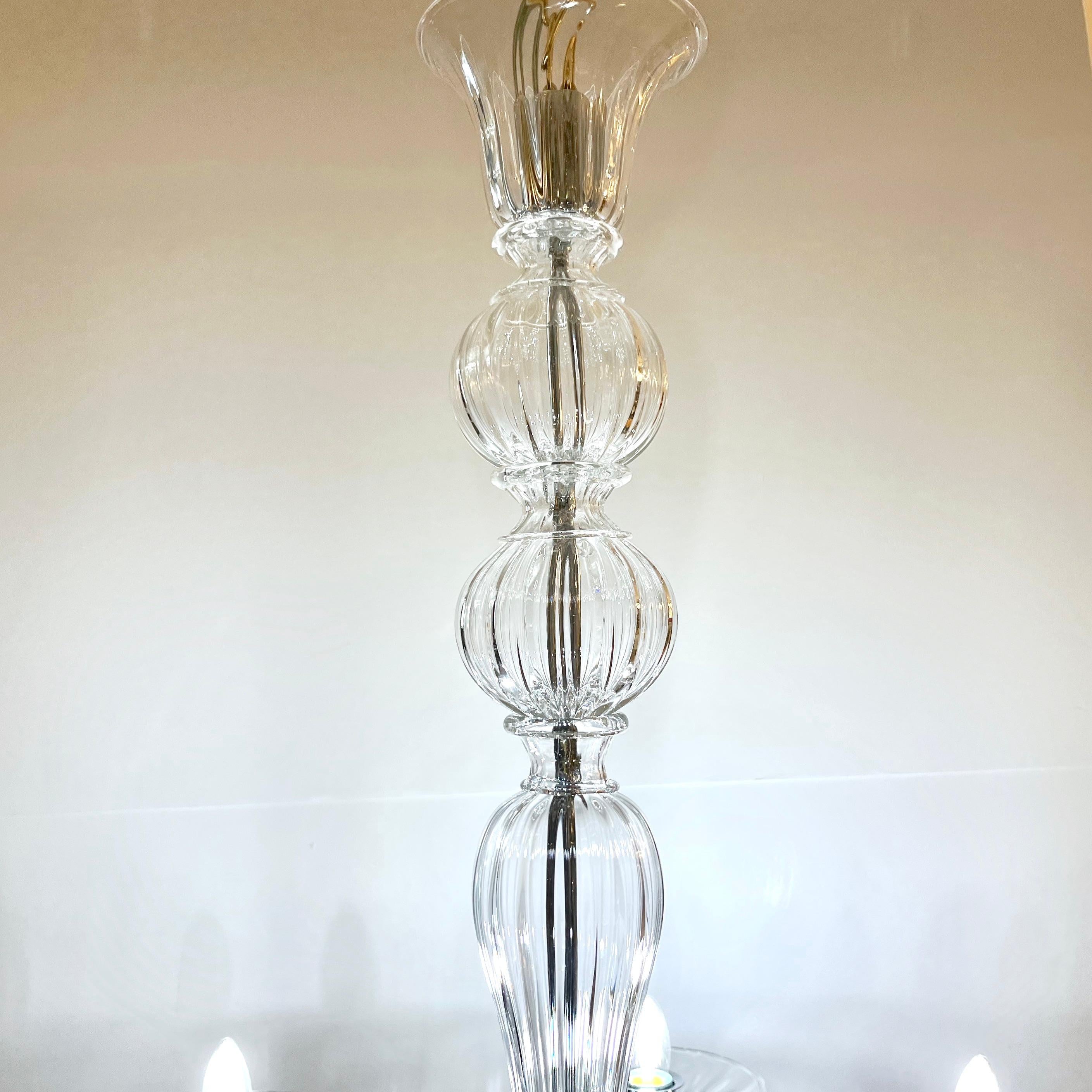 Contemporary Minimalist Italian 8-Arm Crystal Murano Glass Modern Chandelier For Sale 1