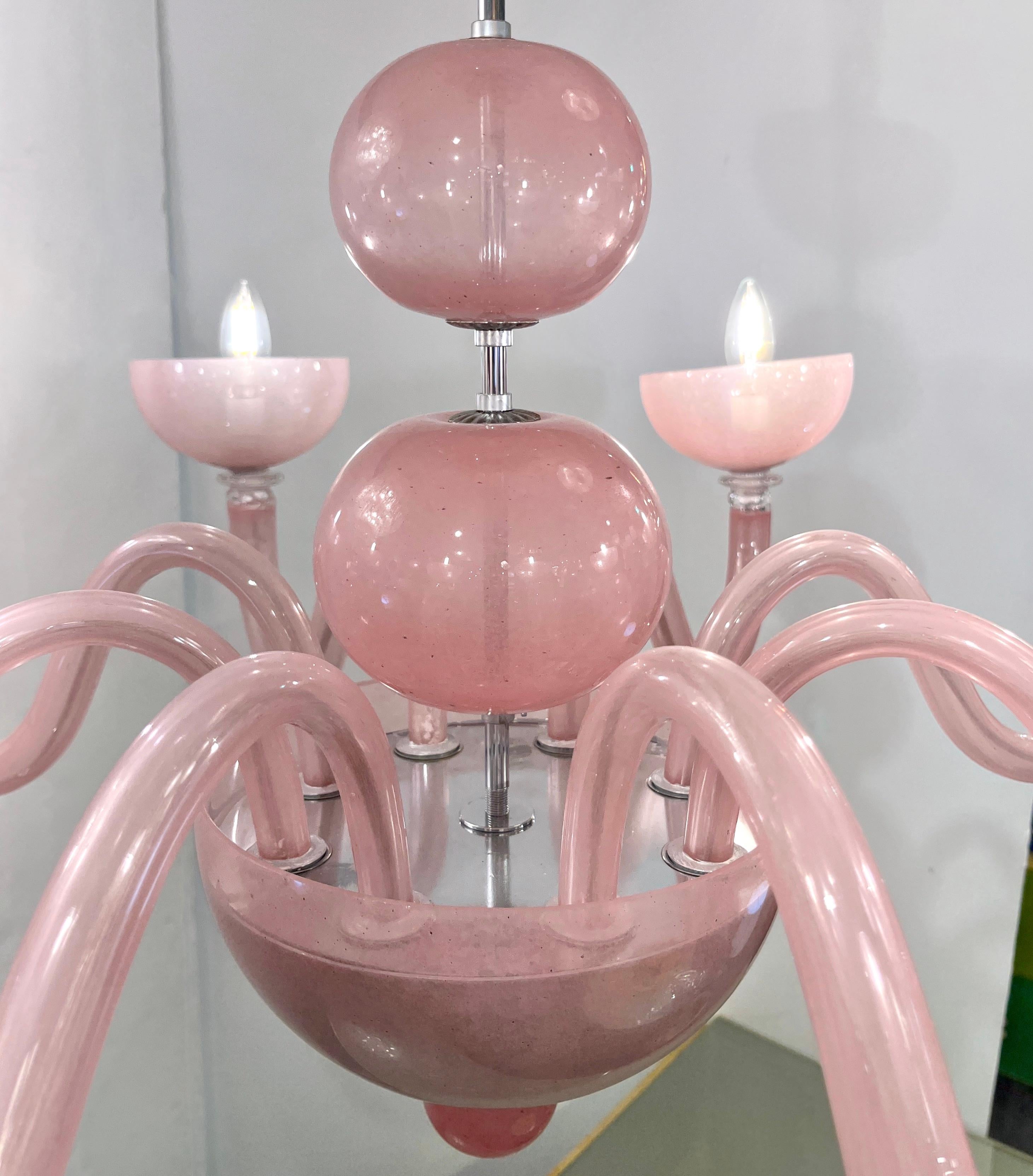 Contemporary Minimalist Italian 8-Arm Pink Murano Glass Modern Nickel Chandelier (Italienisch) im Angebot