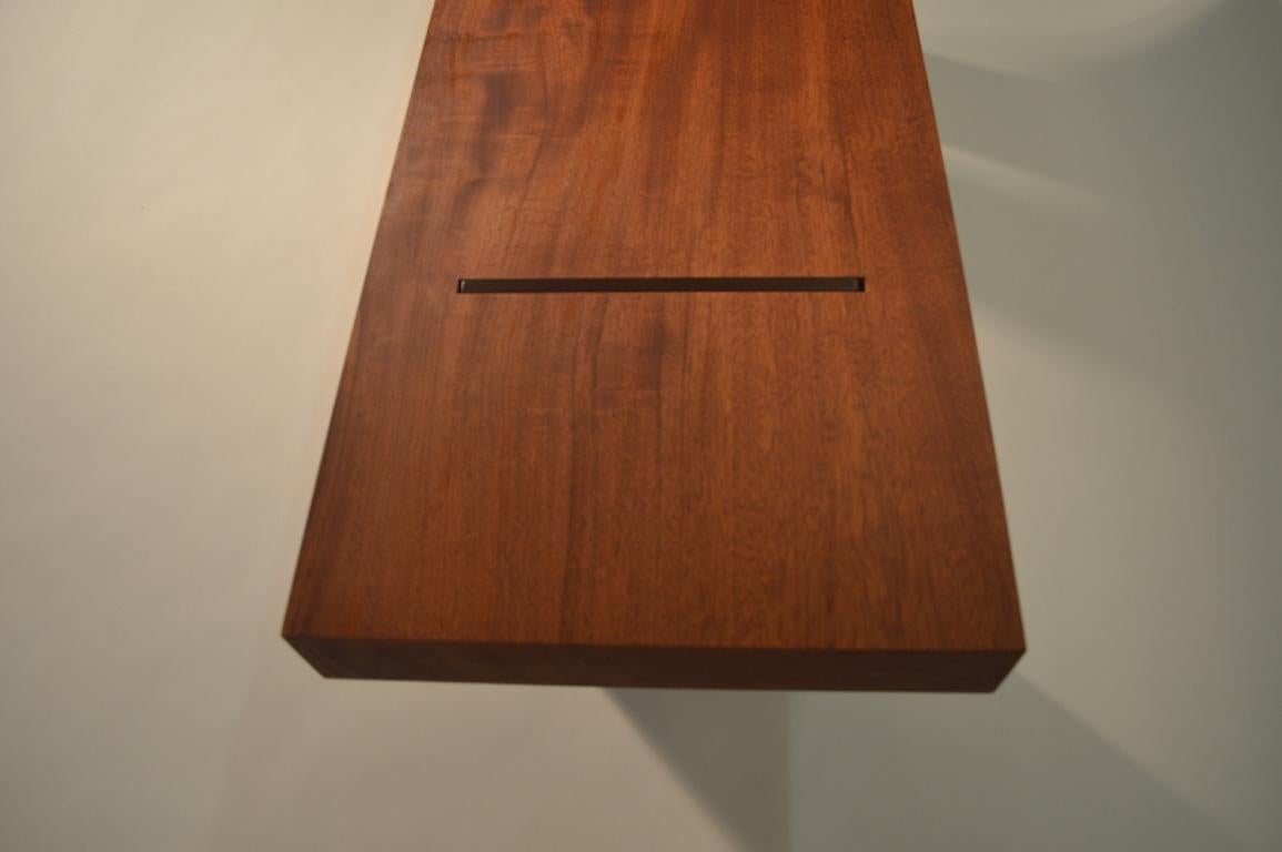 Zeitgenössische minimalistische Bank aus Holz und Stahl von Scott Gordon (amerikanisch) im Angebot