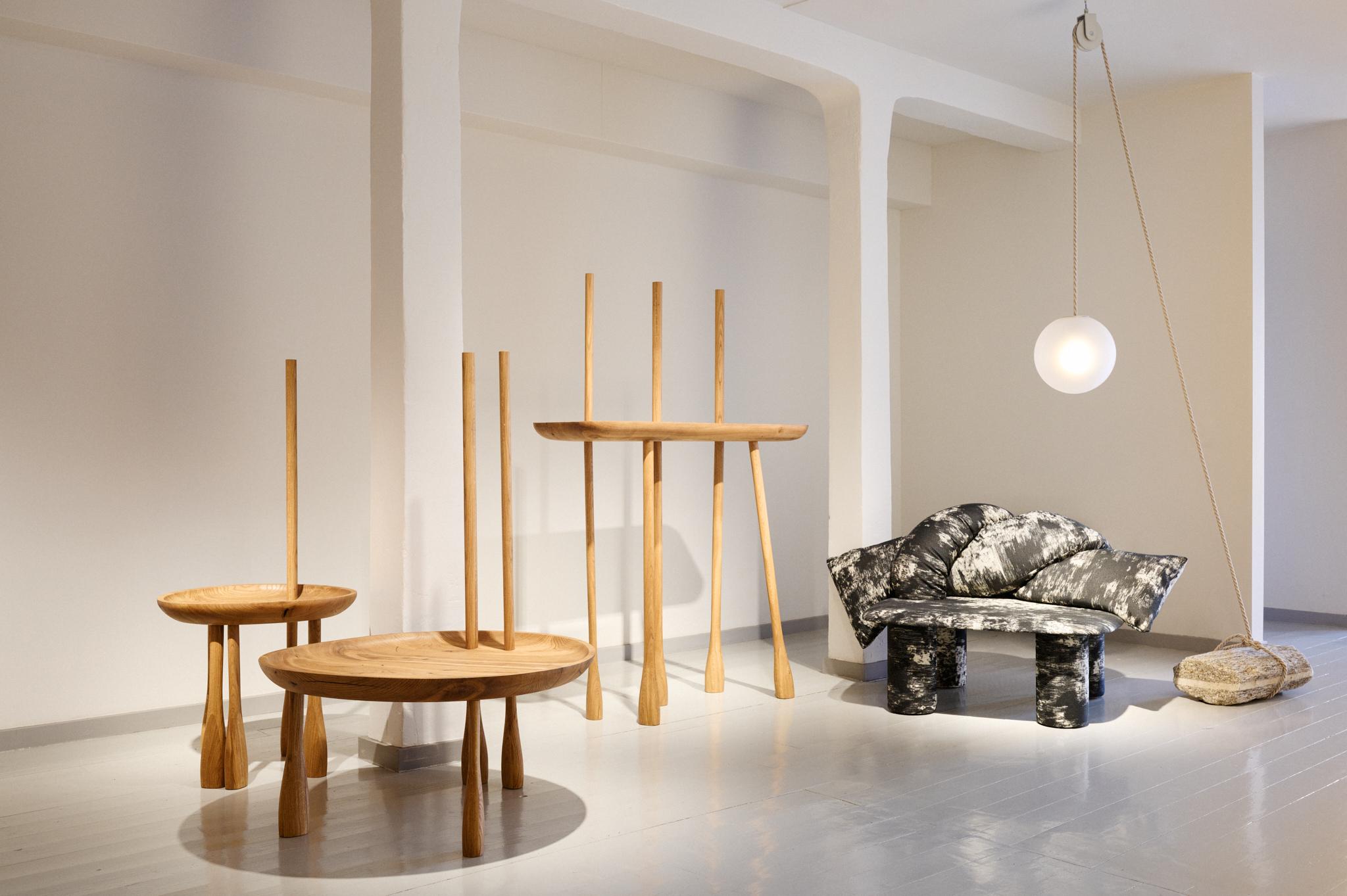 Table console contemporaine minimaliste en bois Charlotte by Olga Engel Neuf - En vente à Amsterdam, NL