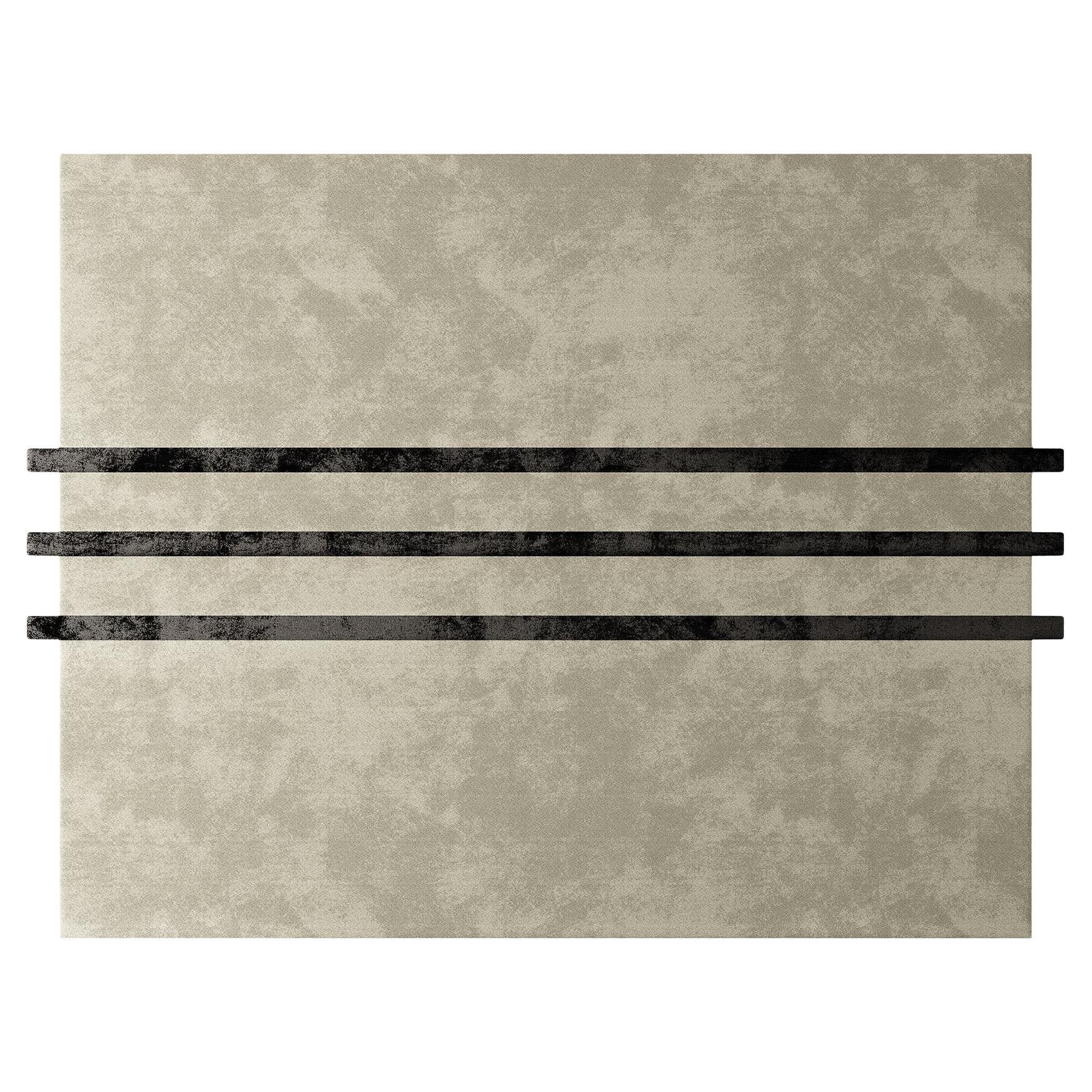 Skandinavischer, maßgefertigter Teppich mit minimalistischem Muster in neutraler Farbe und schwarzen Streifen