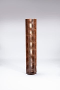 Specchio Carabottino in noce canaletto di David David per Medulum