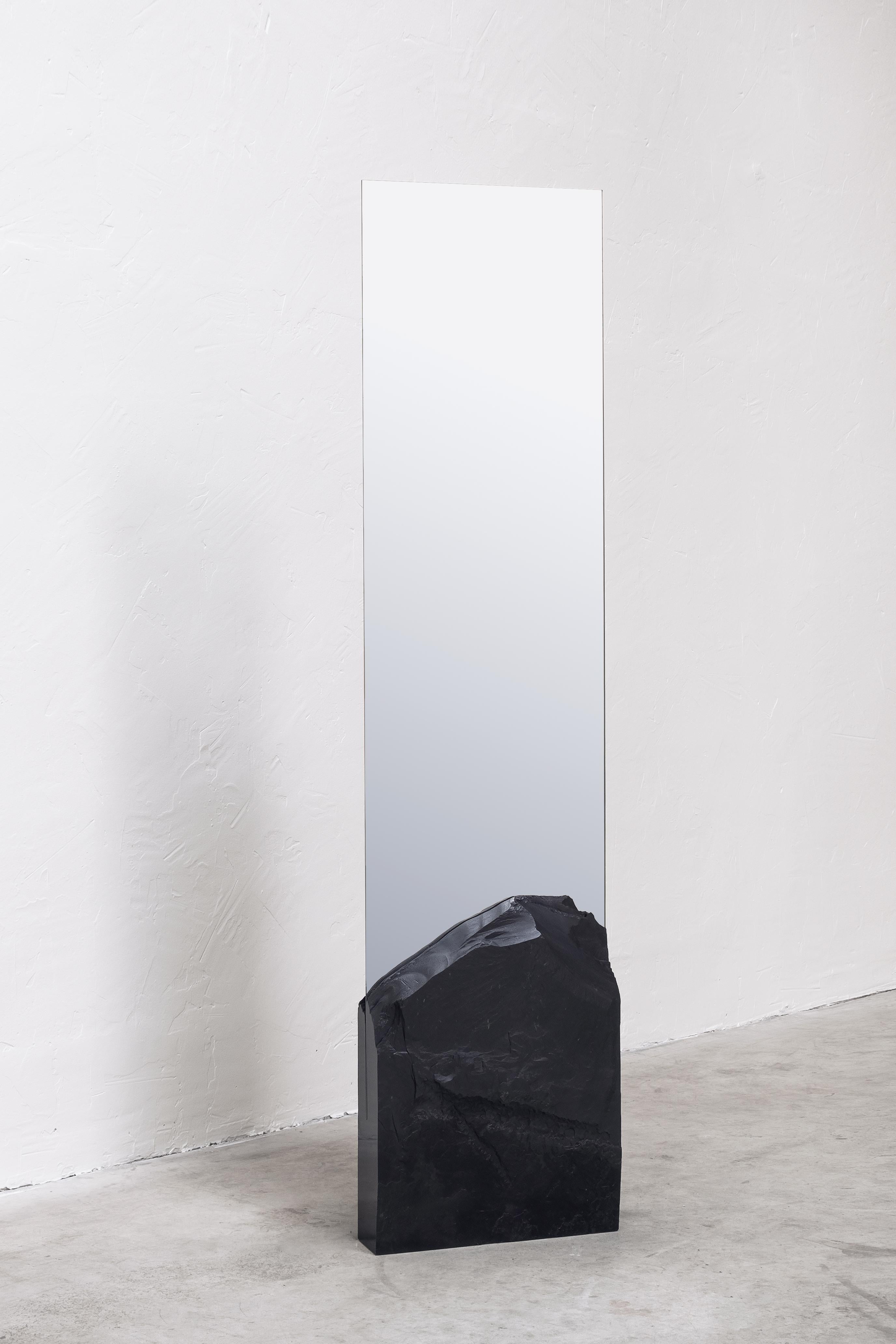 Organic Modern Contemporary Mirror 'Farouche' by Frédéric Saulou, Black Slate Base 