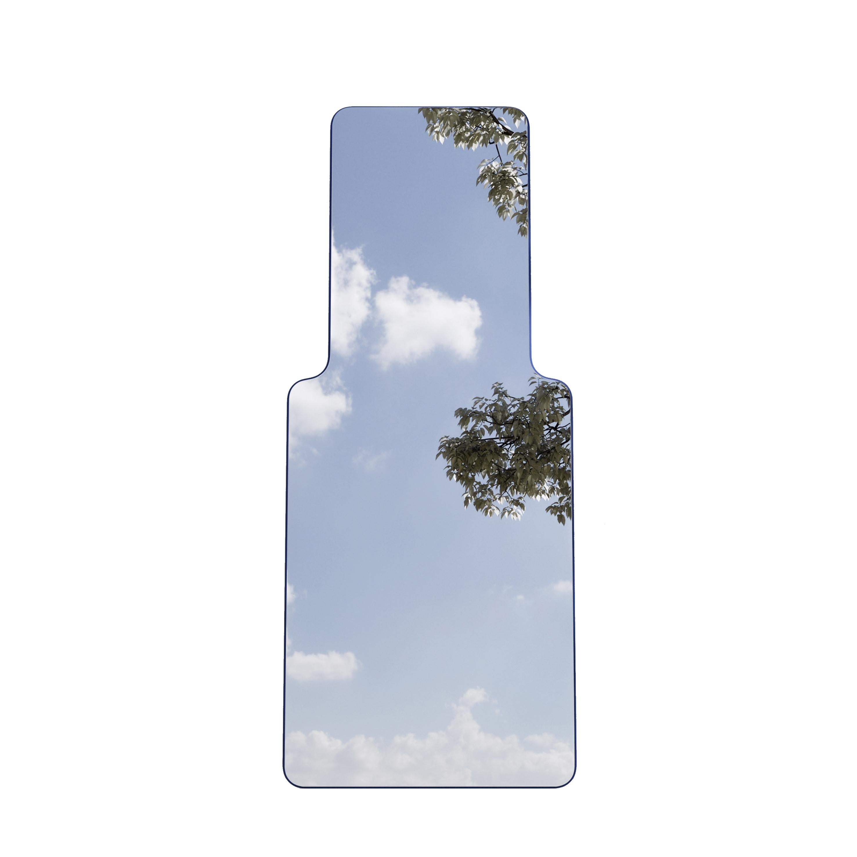 Miroir contemporain 'Loveself 03' par Oitoproducts, cadre bleu en vente 2