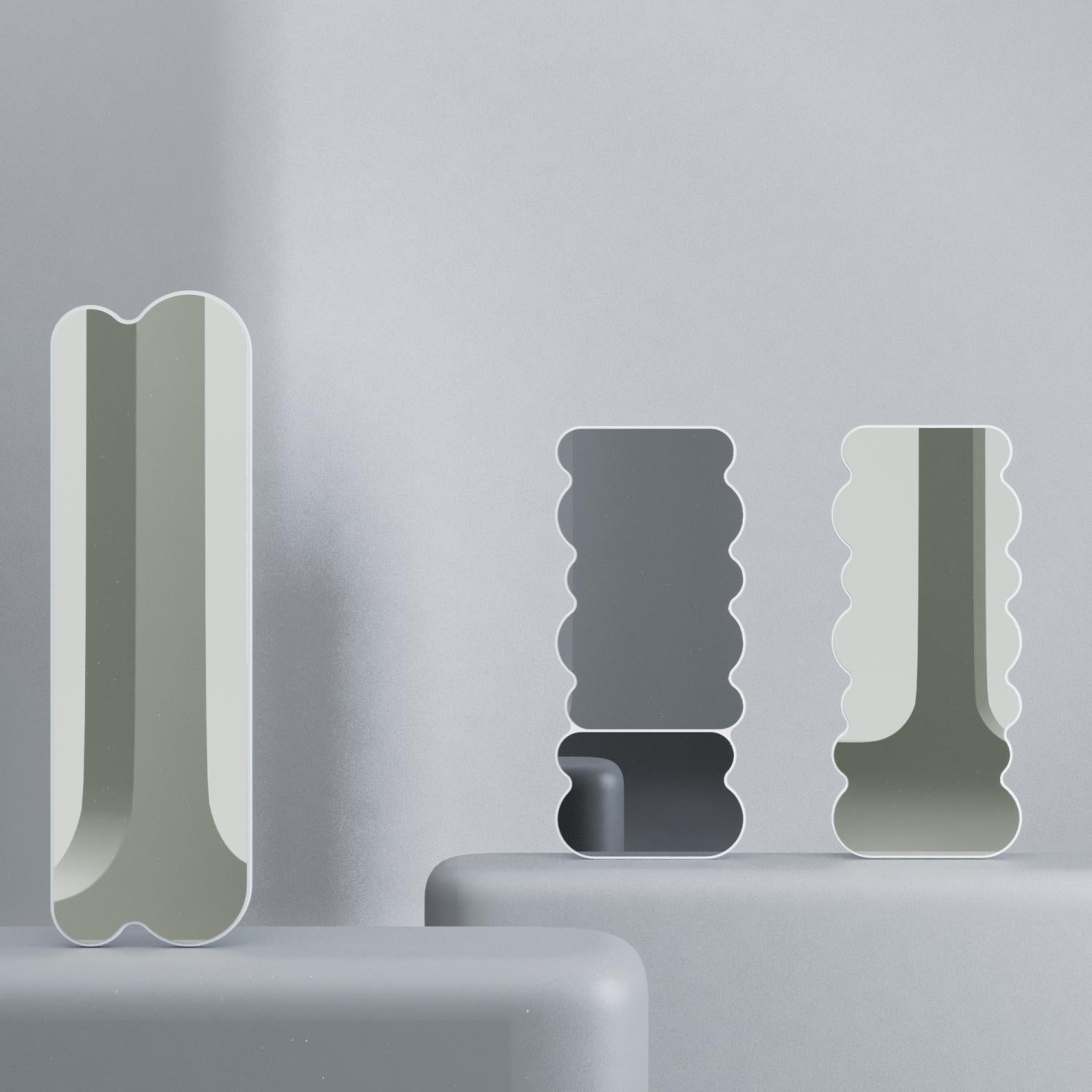 Specchio contemporaneo 'Pancakes H7' di Oitoproducts in vendita 1