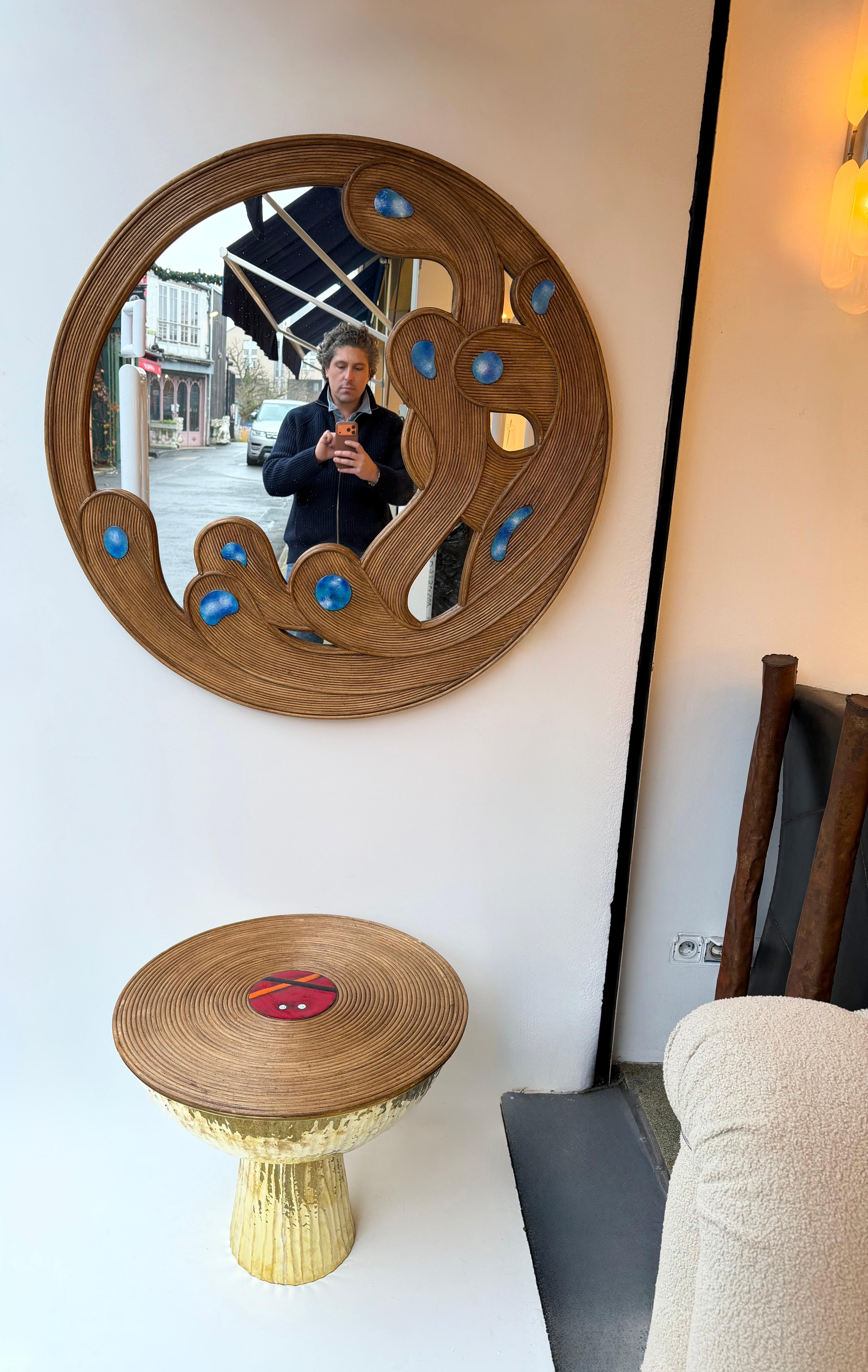 Mid-Century Modern Contemporary Mirror Rattan Marquetry and Enamel Metal. Italy en vente