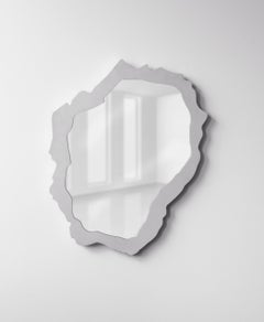 Specchio contemporaneo, piastra in alluminio massiccio, di Erik Olovsson