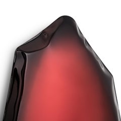 Specchio contemporaneo 'Tafla C4', Collezione TRANSITIONS, Rosso Rubino, di Zieta