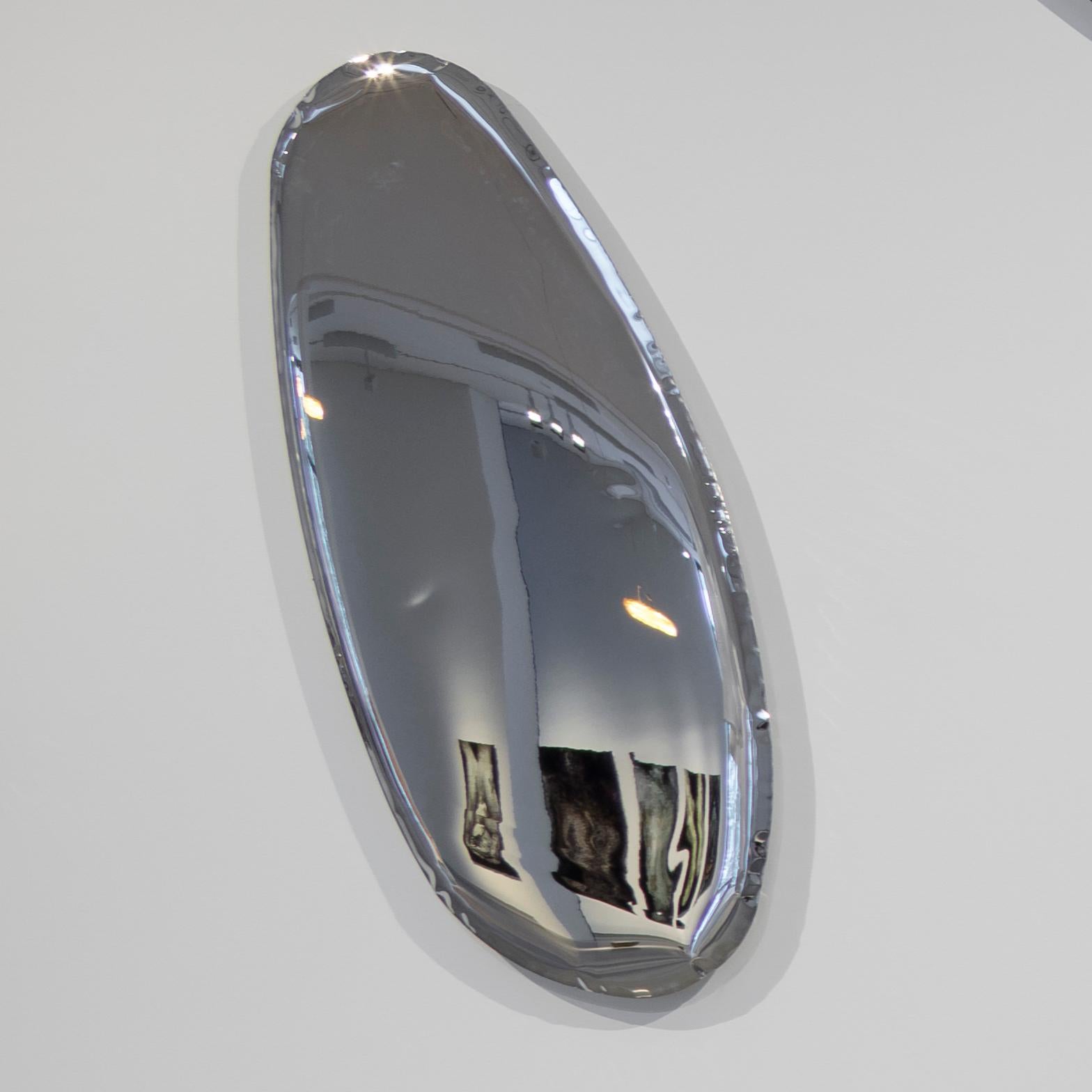 Zeitgenössischer Spiegel „Tafla O3“ aus Edelstahl von Zieta (Minimalistisch) im Angebot