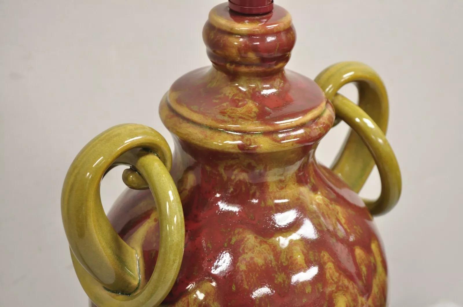 XX secolo Lampada da tavolo contemporanea Mission Arts & Crafts in ceramica verde e rossa in vendita