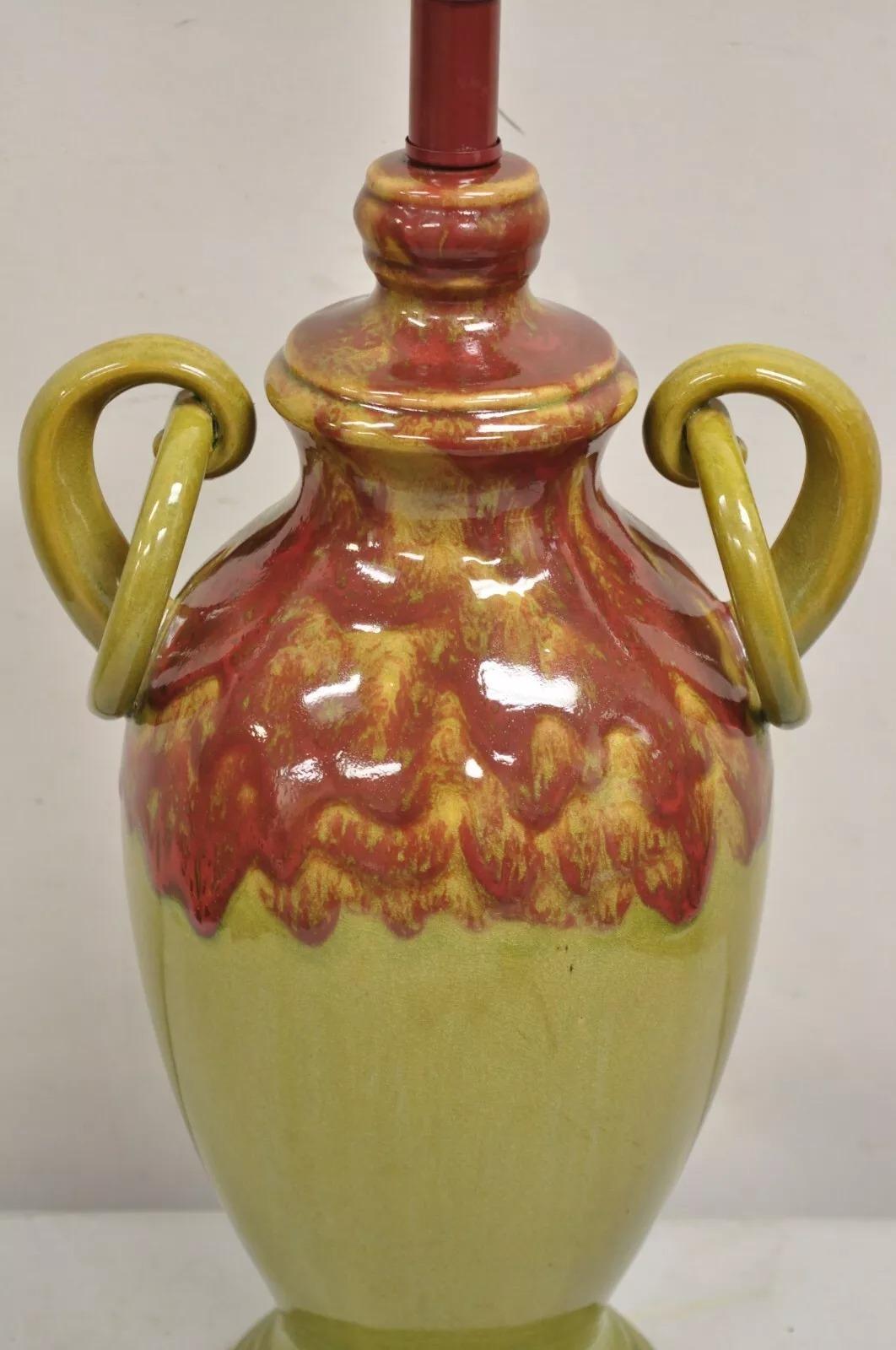Ceramica Lampada da tavolo contemporanea Mission Arts & Crafts in ceramica verde e rossa in vendita