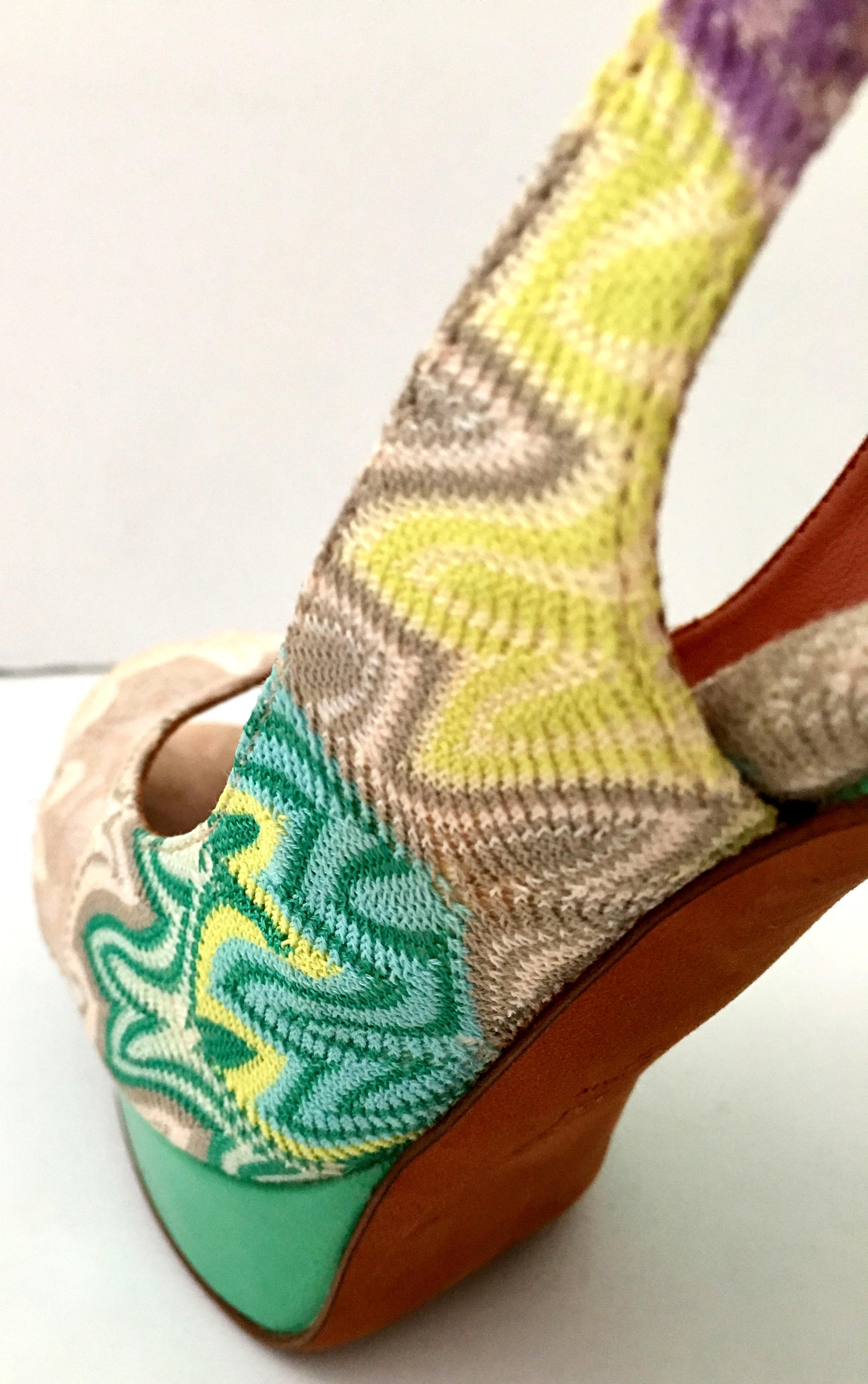 Contemporary Missoni Chevron Peep Toe Platform Shoes, Size 8.5  For Sale 4