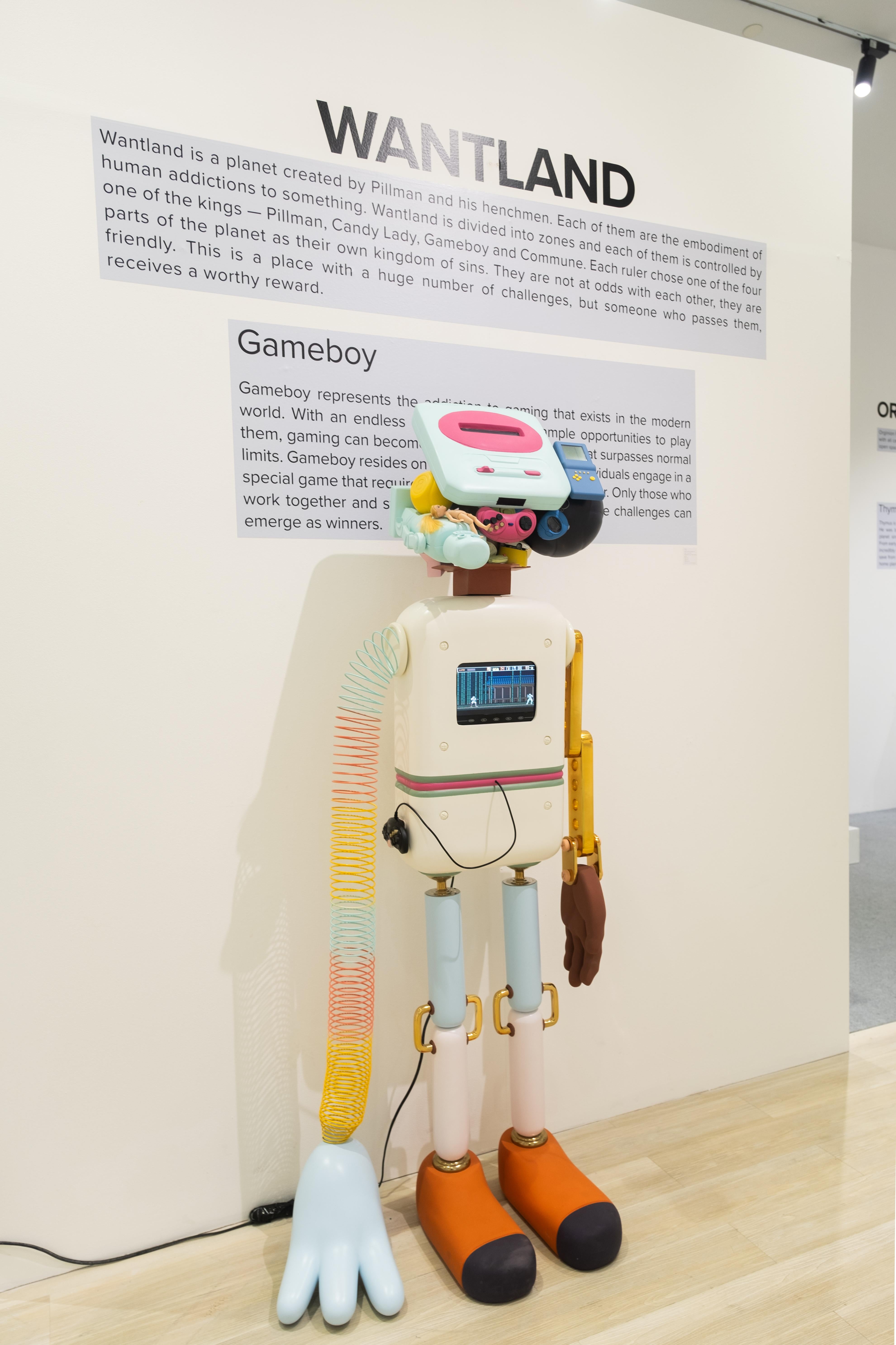 Scultura contemporanea a tecnica mista in edizione limitata Gameboy di Taras Yoom In condizioni Nuovo in vendita a วัฒนา, TH