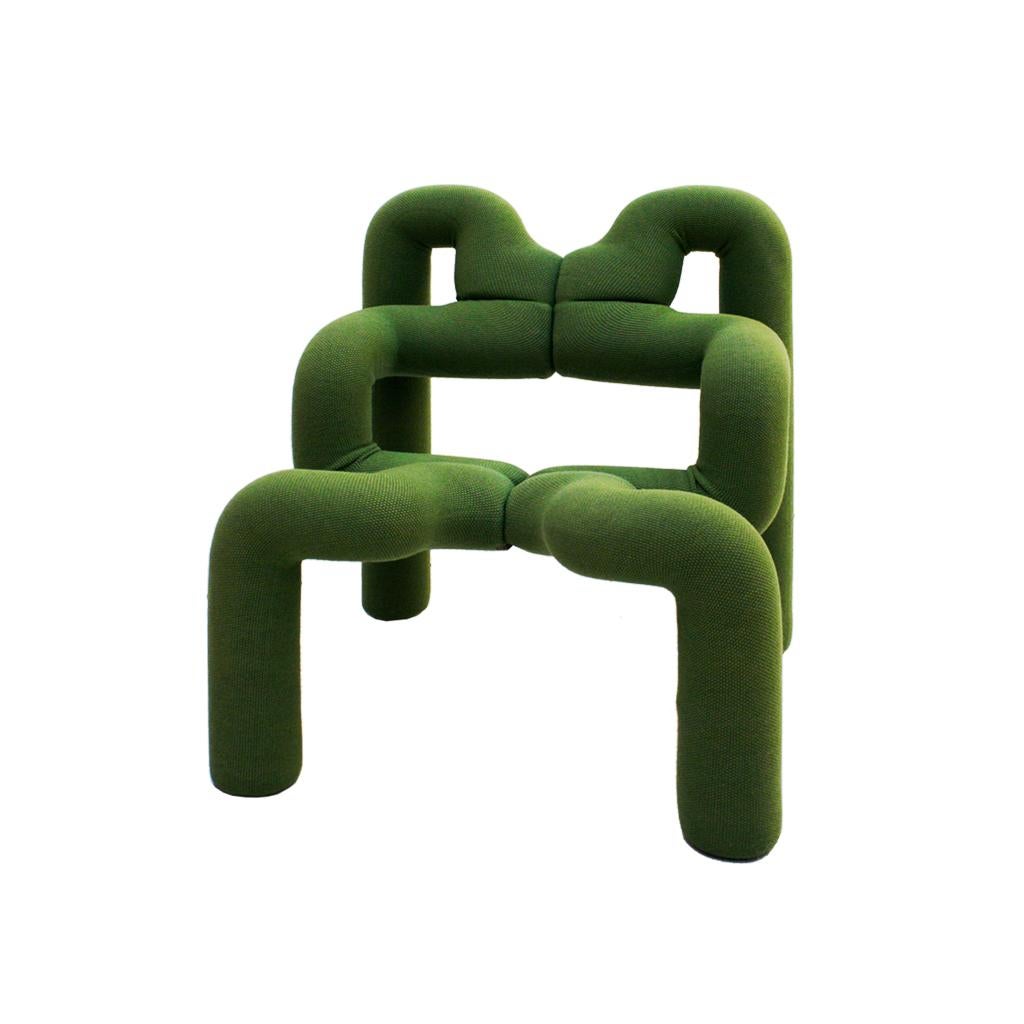 Mod Ekstrem armchair designed by Terje Ekstrom. Structure made of steel covered with woolen knit foam, and upholstered with its original fabric.