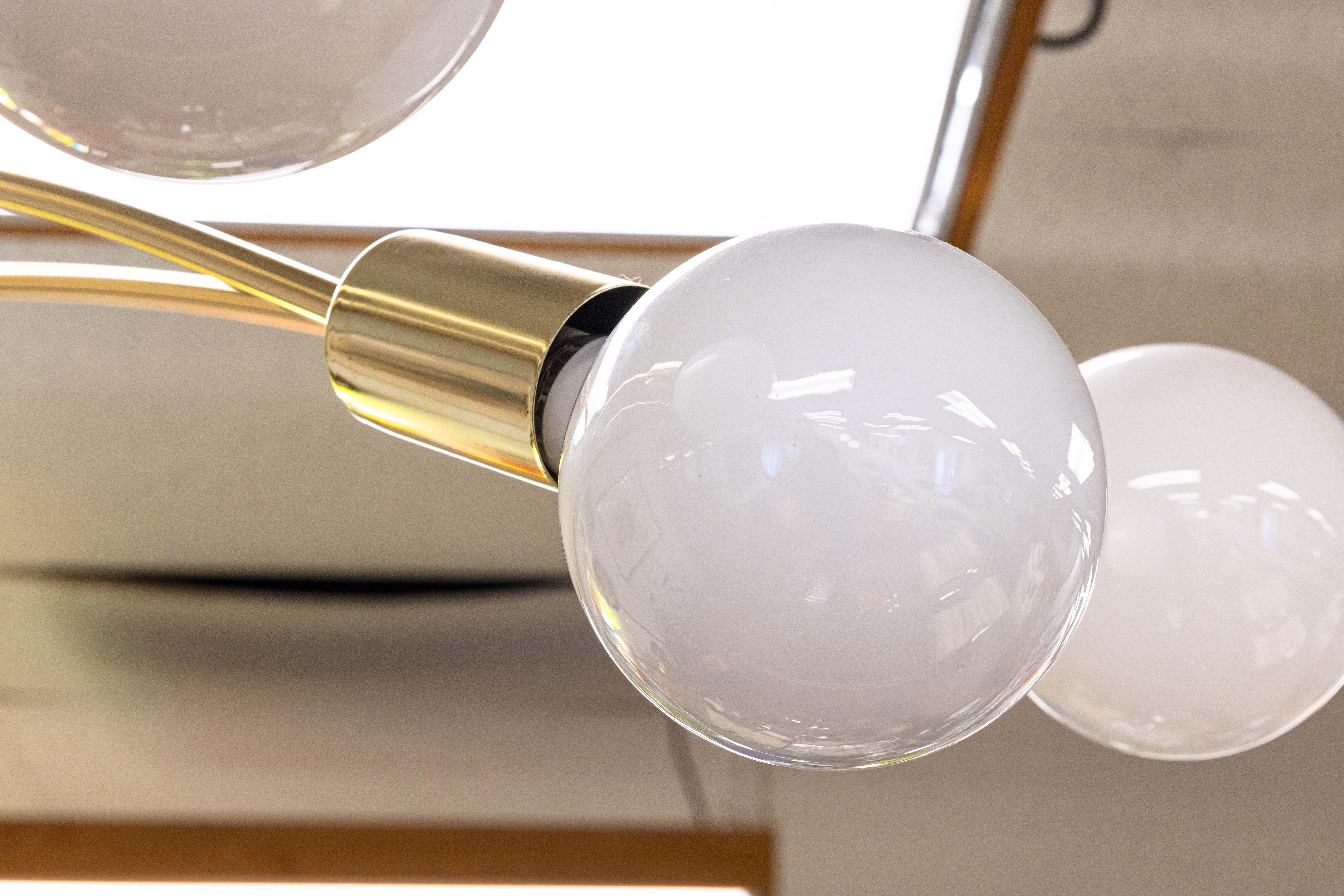 Contemporary Modern 4 Bulb Brass and Marble Arc Floor Lamp In Good Condition In Keego Harbor, MI