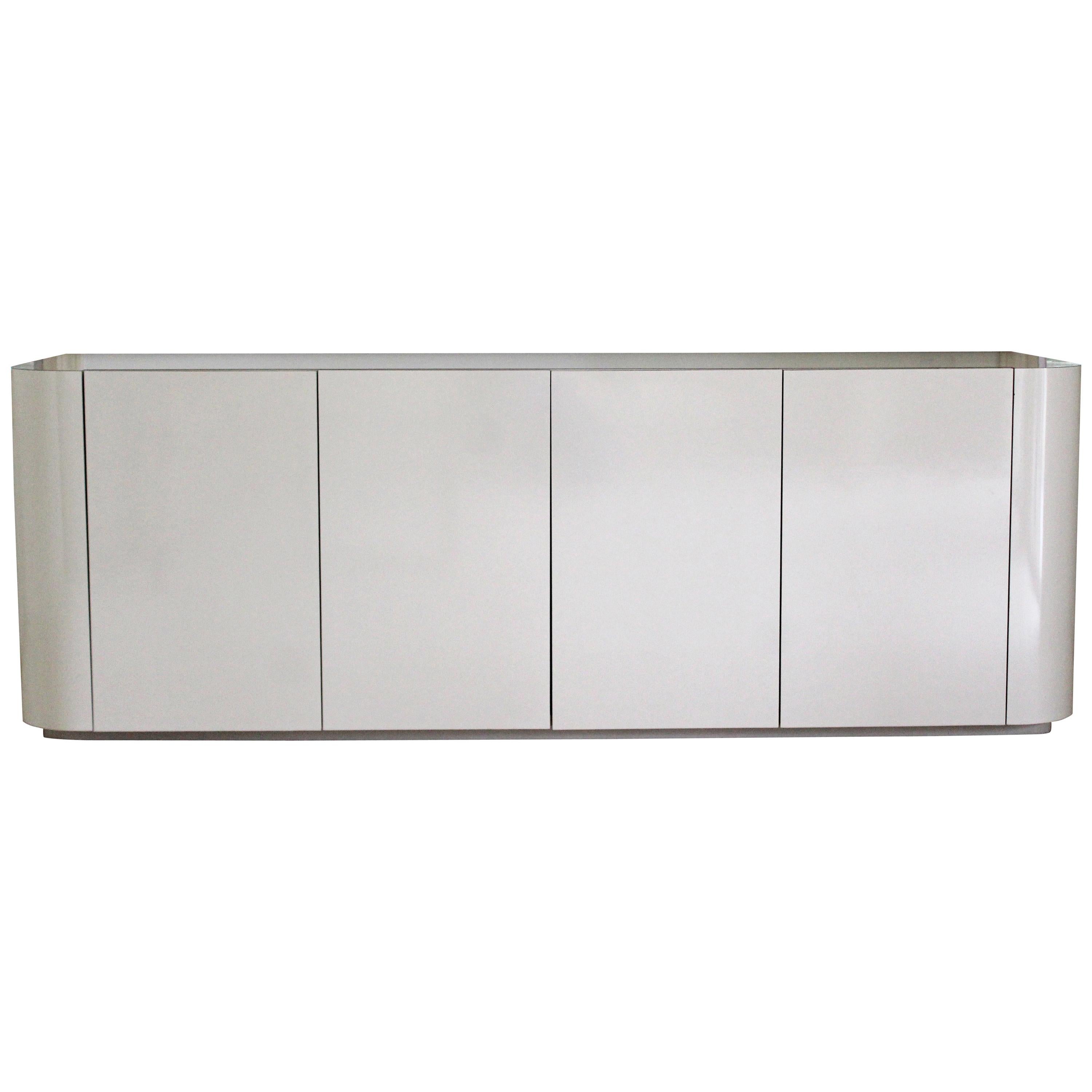 Contemporary Modern 4-Door Glossy White Lacquer Credenza Cabinet, 1980s