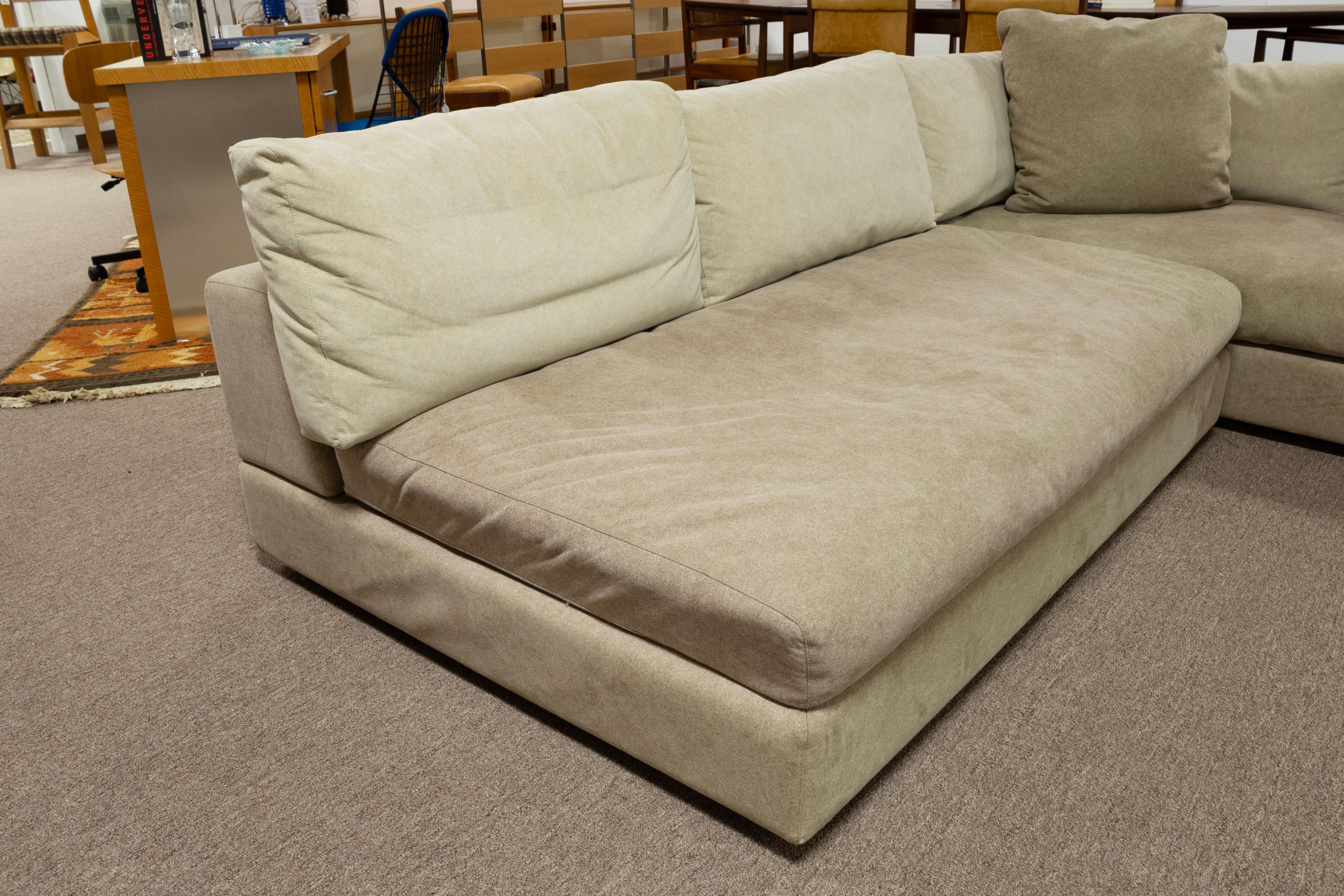 Daim Contemporary Modern Arketipo Large L Shape 3 Piece Sectional Sofa Italy 1990s en vente