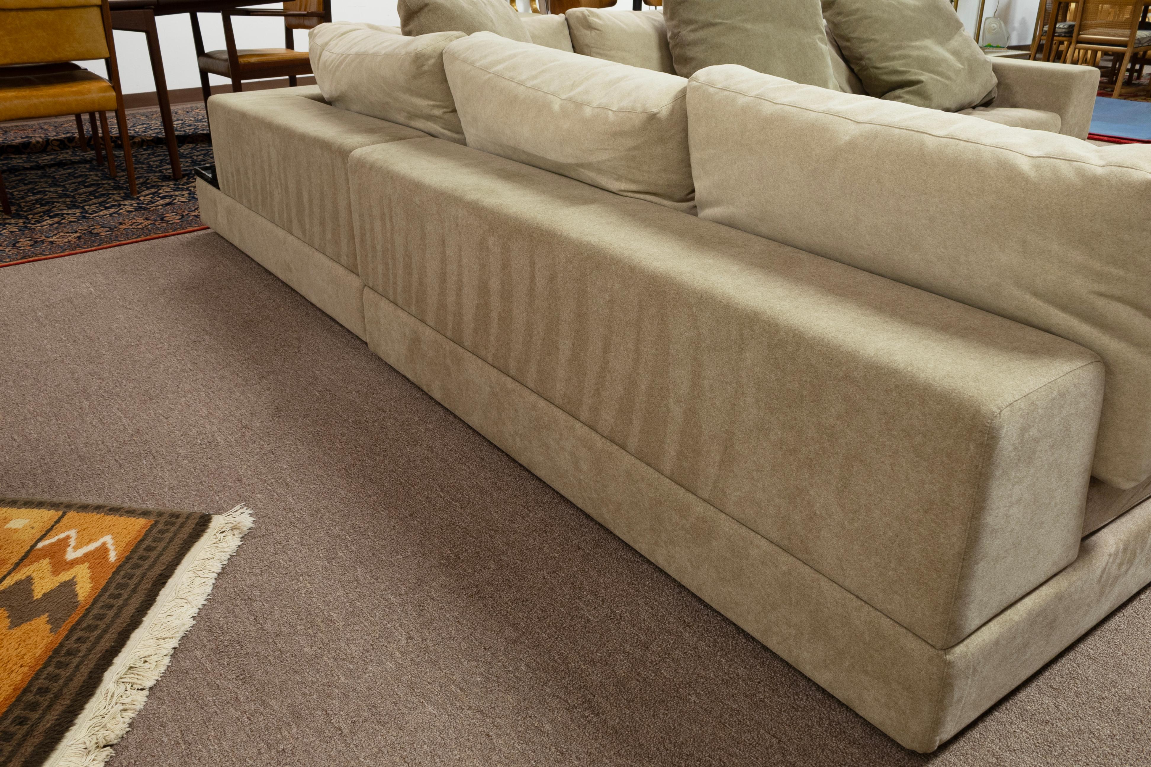 Contemporary Modern Arketipo Large L Shape 3 Piece Sectional Sofa Italy 1990s en vente 1