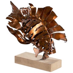 Art moderne contemporain Sculpture poisson-lion en cuivre par Tony Evans