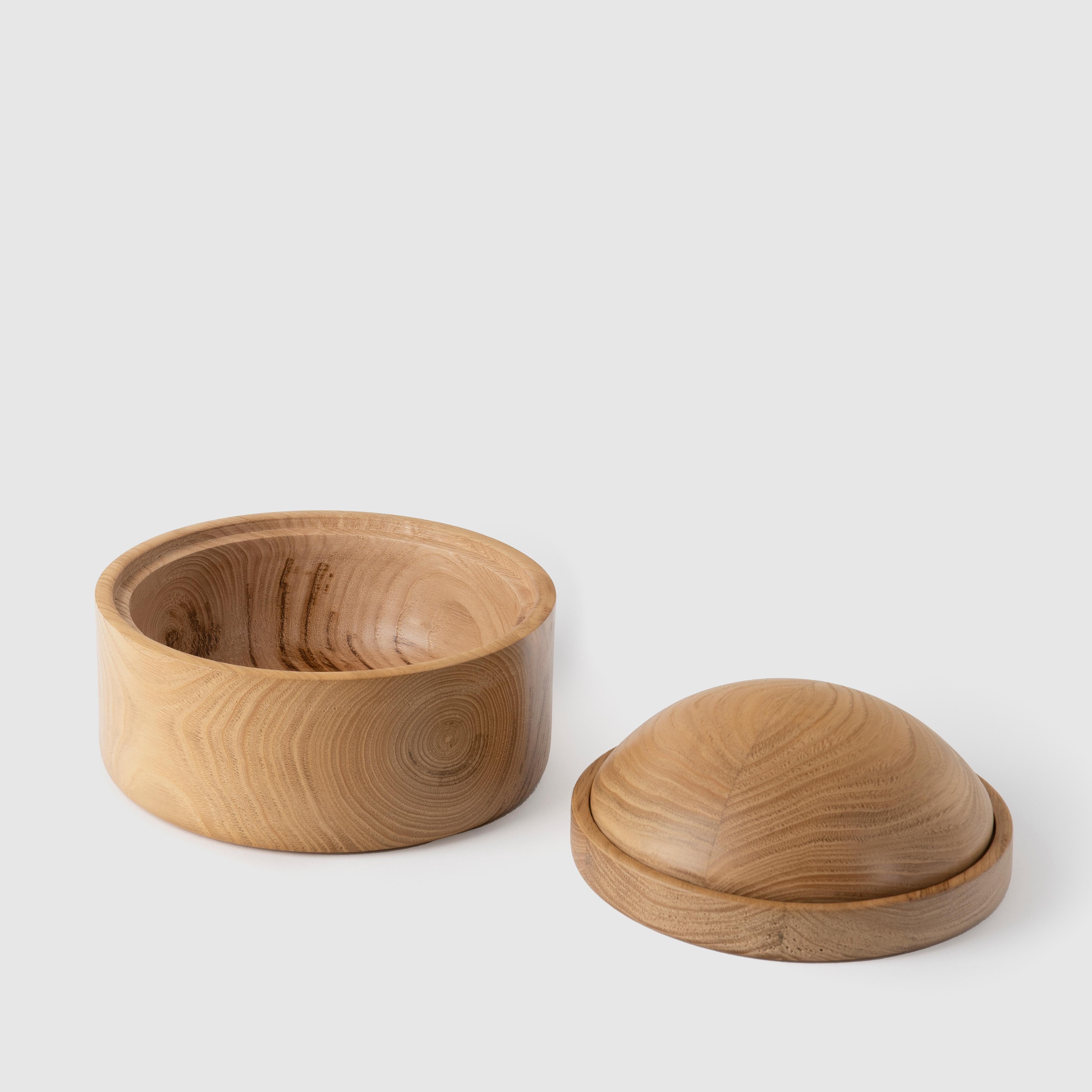 Moderne Boîte en bois de châtaignier Aya, moderne et contemporaine, 2 pièces en vente