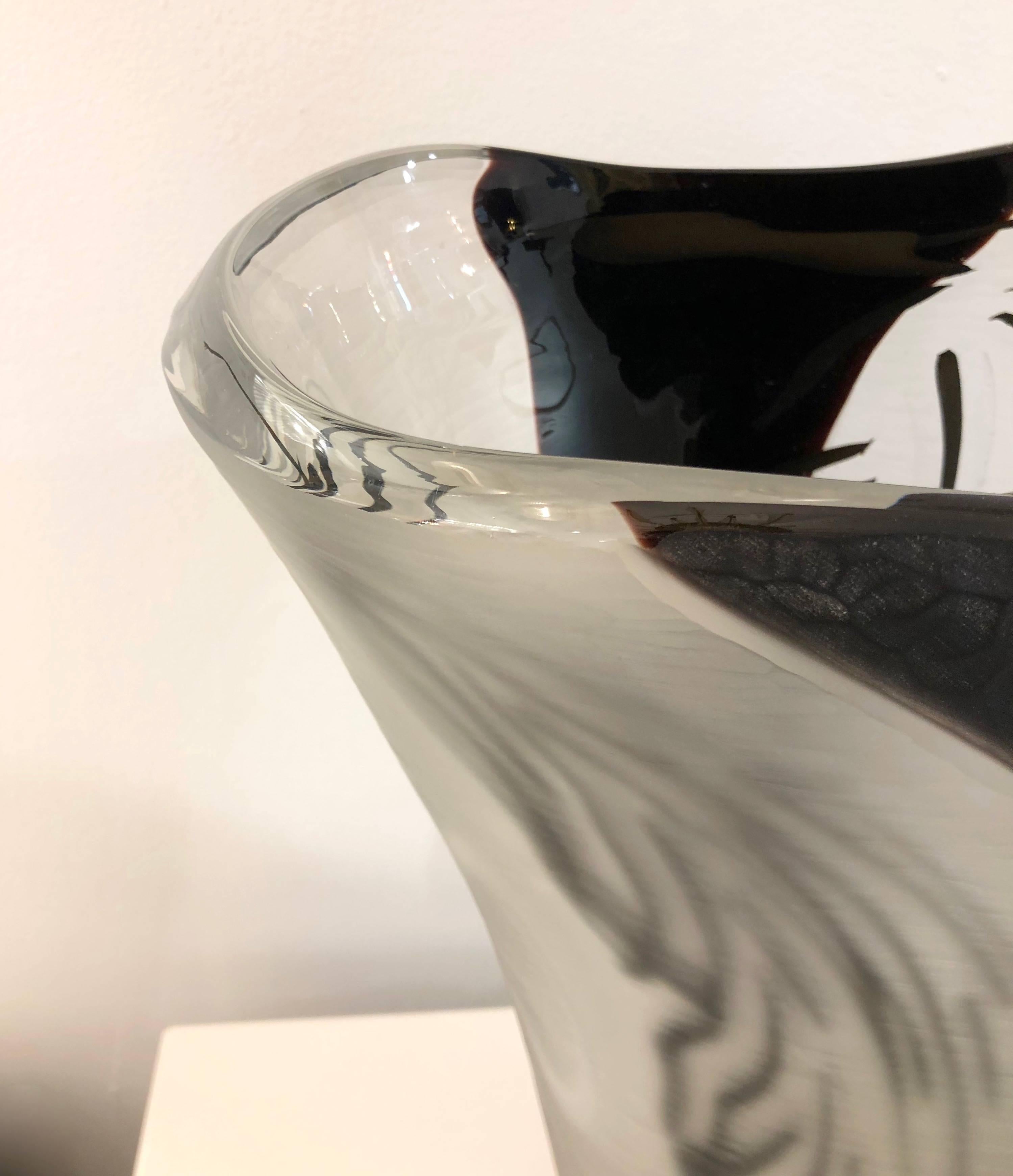 Contemporary Modern Black White and Crystal Clear Murano Glass Sculptural Vase 6