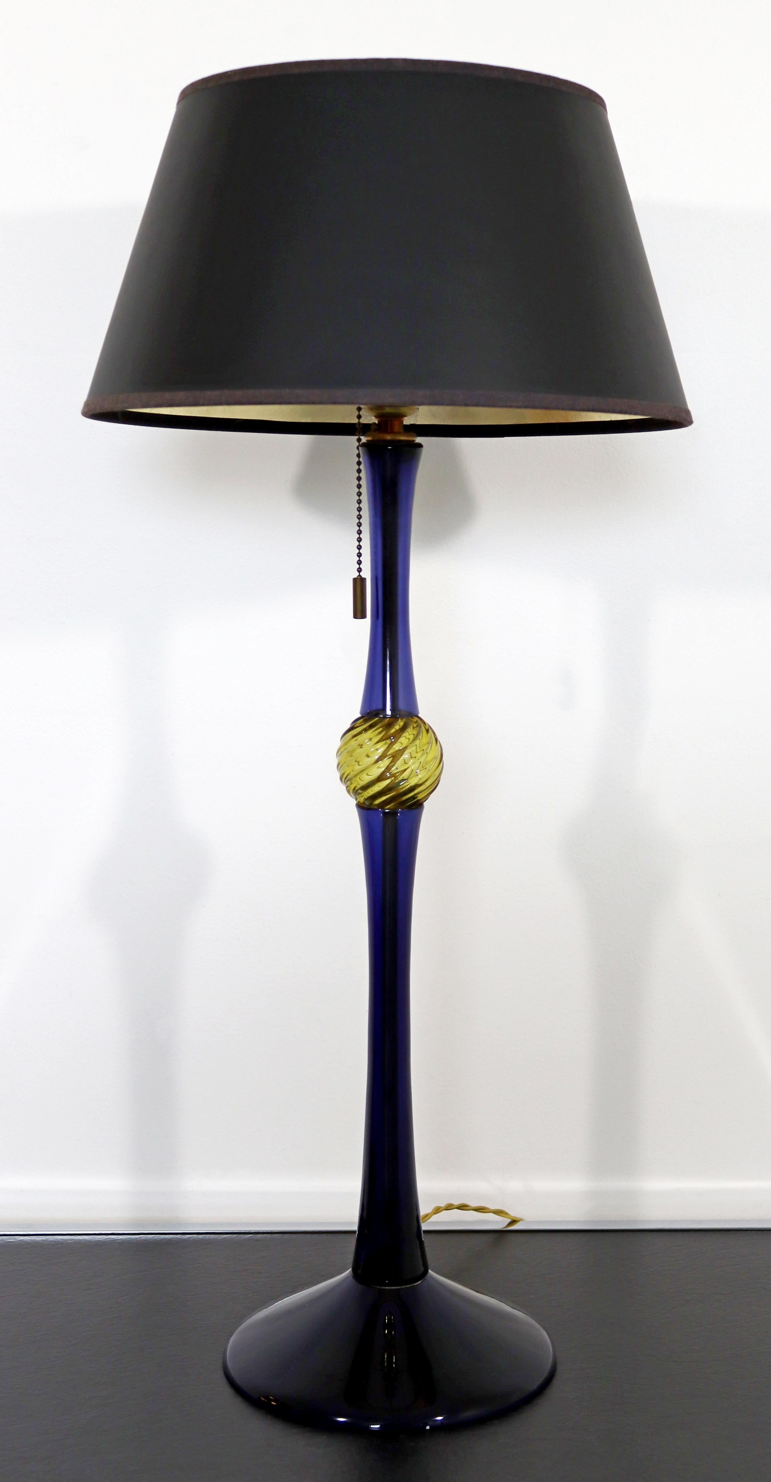 Contemporary Modern Blue Yellow Art Glass Table Lamp Signed John Hutton, 1980s In Good Condition In Keego Harbor, MI