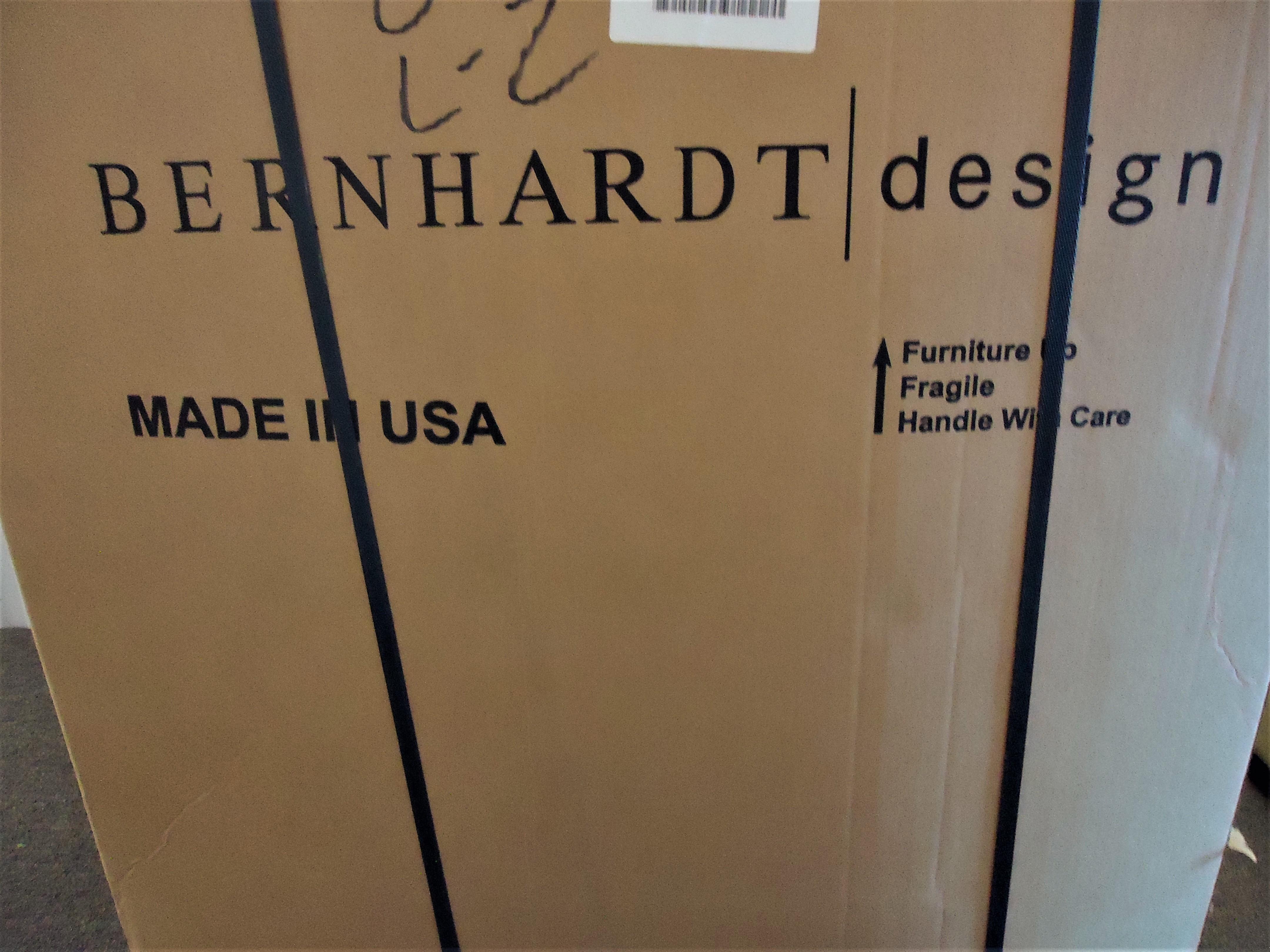 Contemporary Modern Brian COX für Bernhardt Design Entrada Lounge Chair, New im Angebot 7