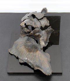 Sculpture de table moderne contemporaine ours en bronze signée Gordon Hipp et datée des années 1990