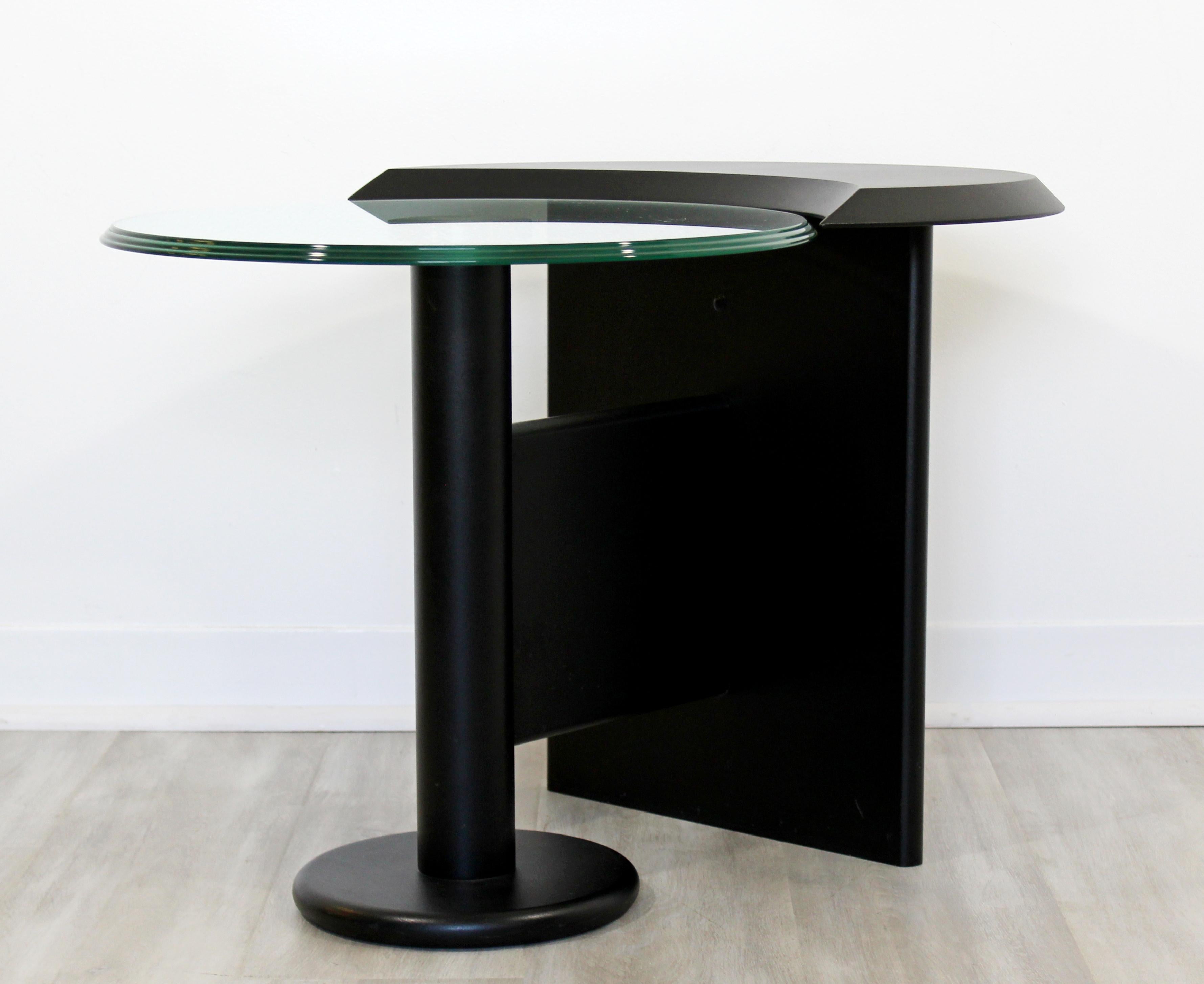 Contemporary Modern Cassina Black Metal Chrome & Glass Side Table, 1970s, Italy In Good Condition In Keego Harbor, MI