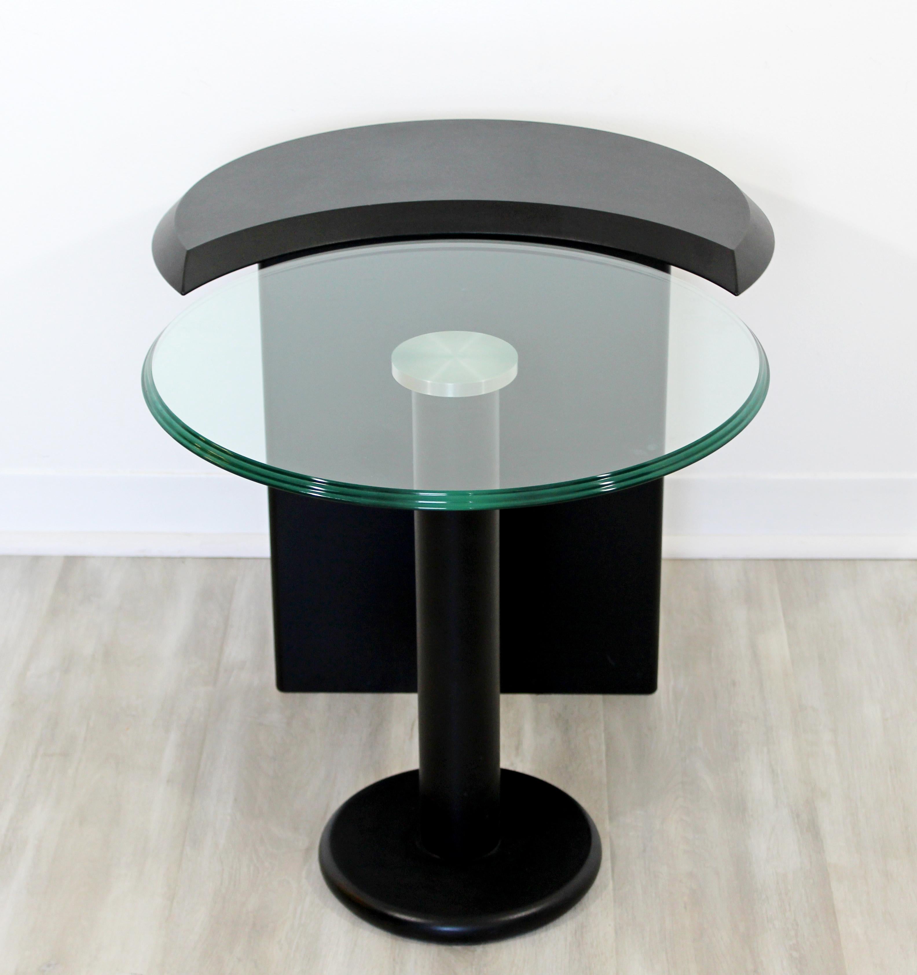 Contemporary Modern Cassina Black Metal Chrome & Glass Side Table, 1970s, Italy 1