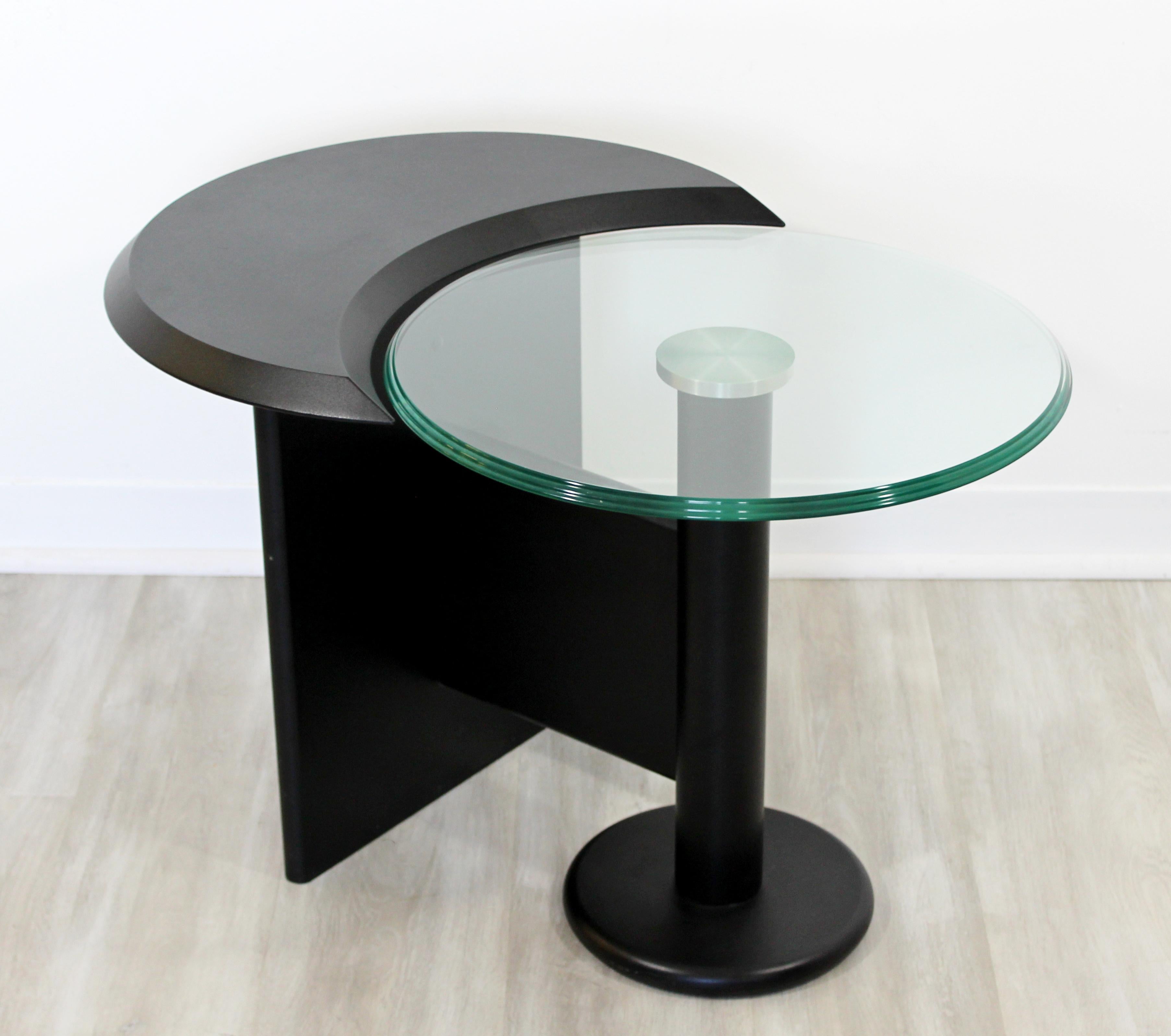 Contemporary Modern Cassina Black Metal Chrome & Glass Side Table, 1970s, Italy 2