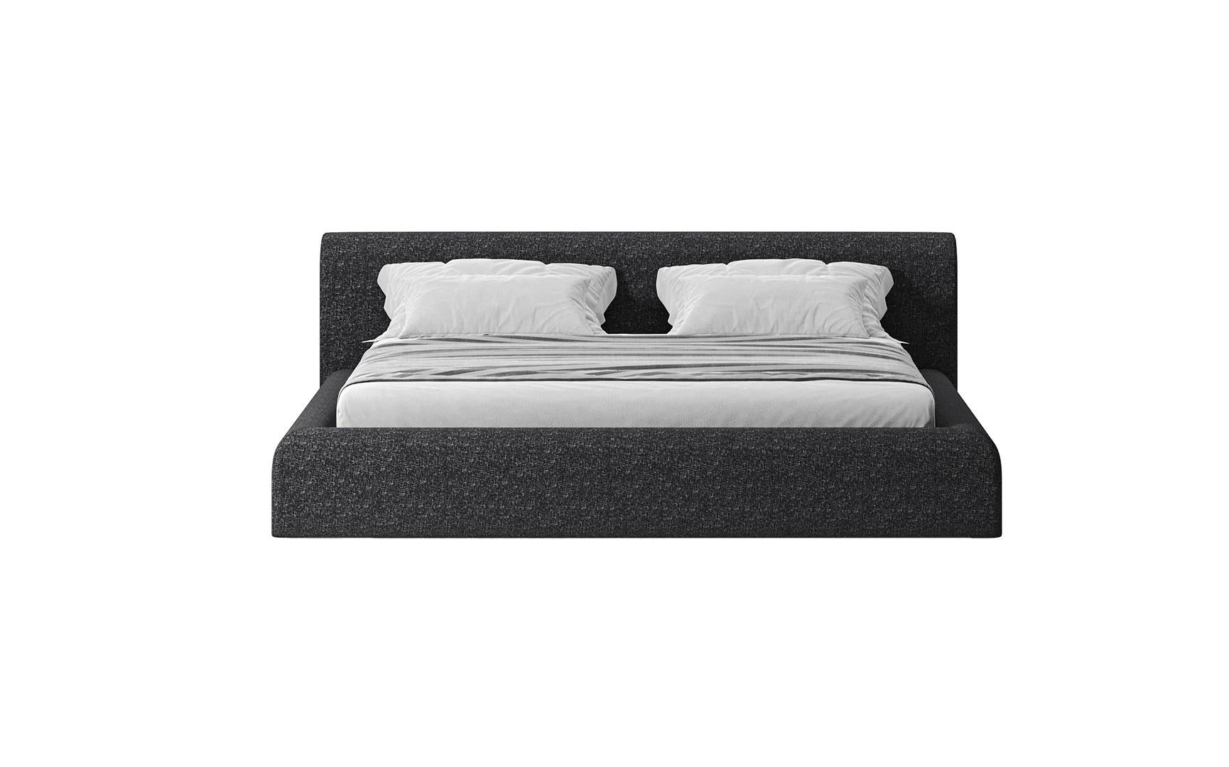 Le lit Chiaro est conçu pour les intérieurs minimalistes. 

Les formes rondes et douces semblent mettre l'accent sur les matériaux et la texture. 
Comme pour tous les produits, nous utilisons des matériaux de haute qualité.

Canaro est un lit