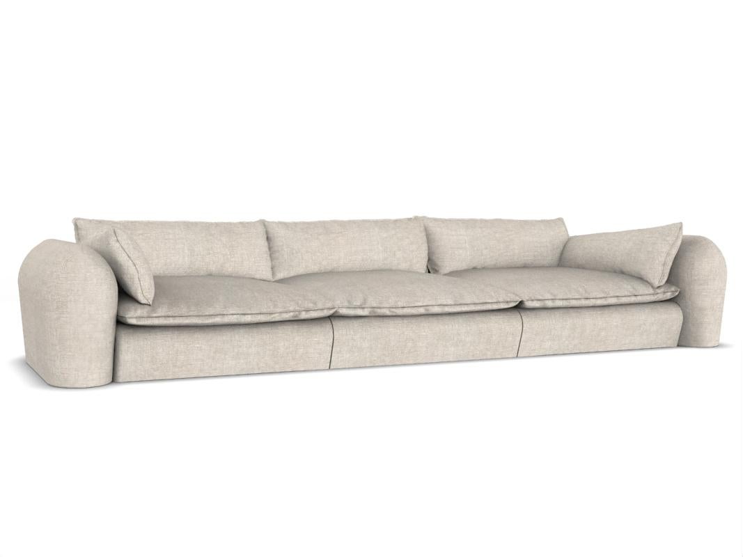 Contemporary Modern Comfy Sofa in Famiglia 51  Fabric by Collector For Sale 2