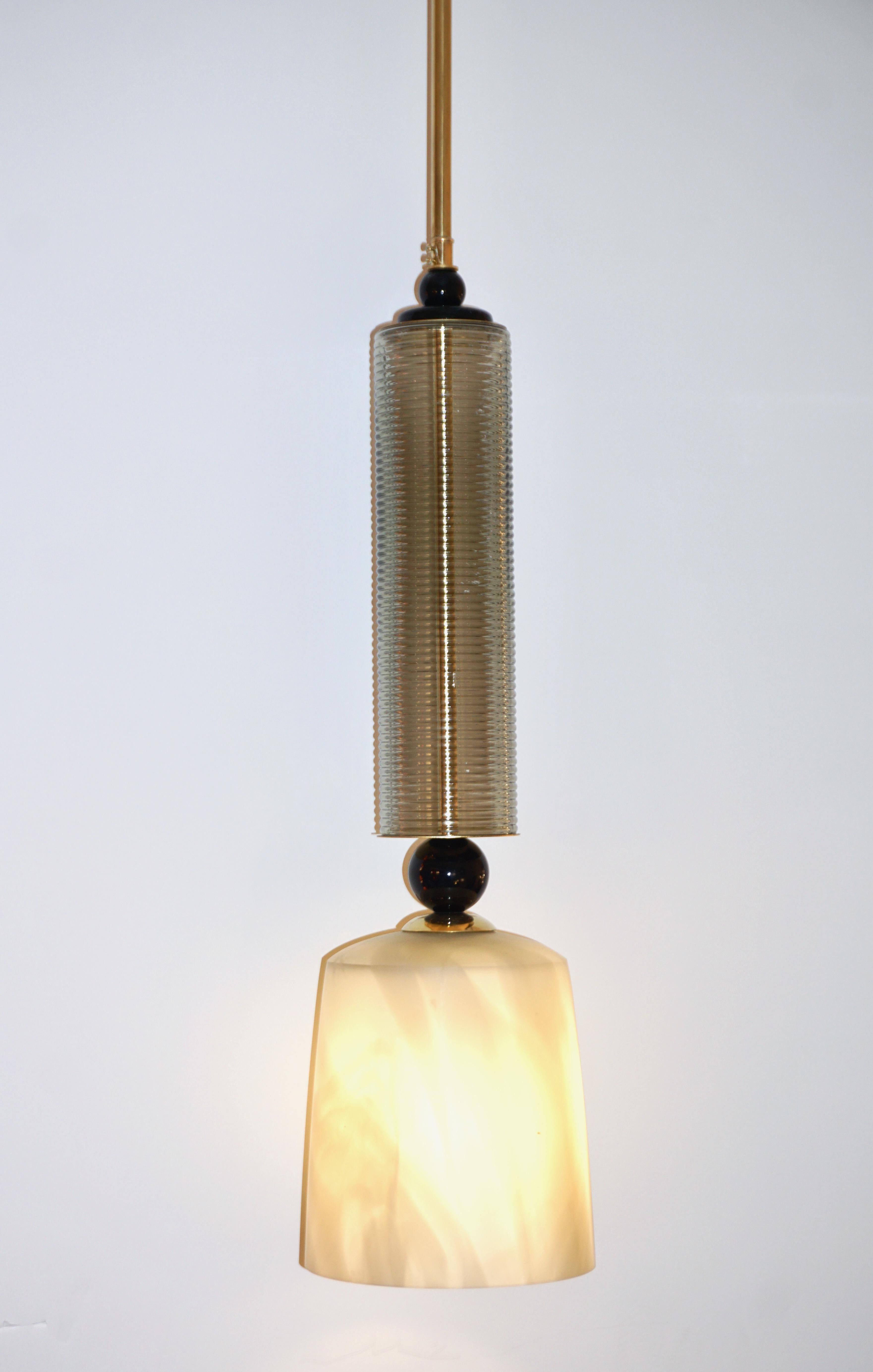 Contemporary Modern Crystal Black and Alabaster Murano Glass Brass Pendant Light For Sale 5