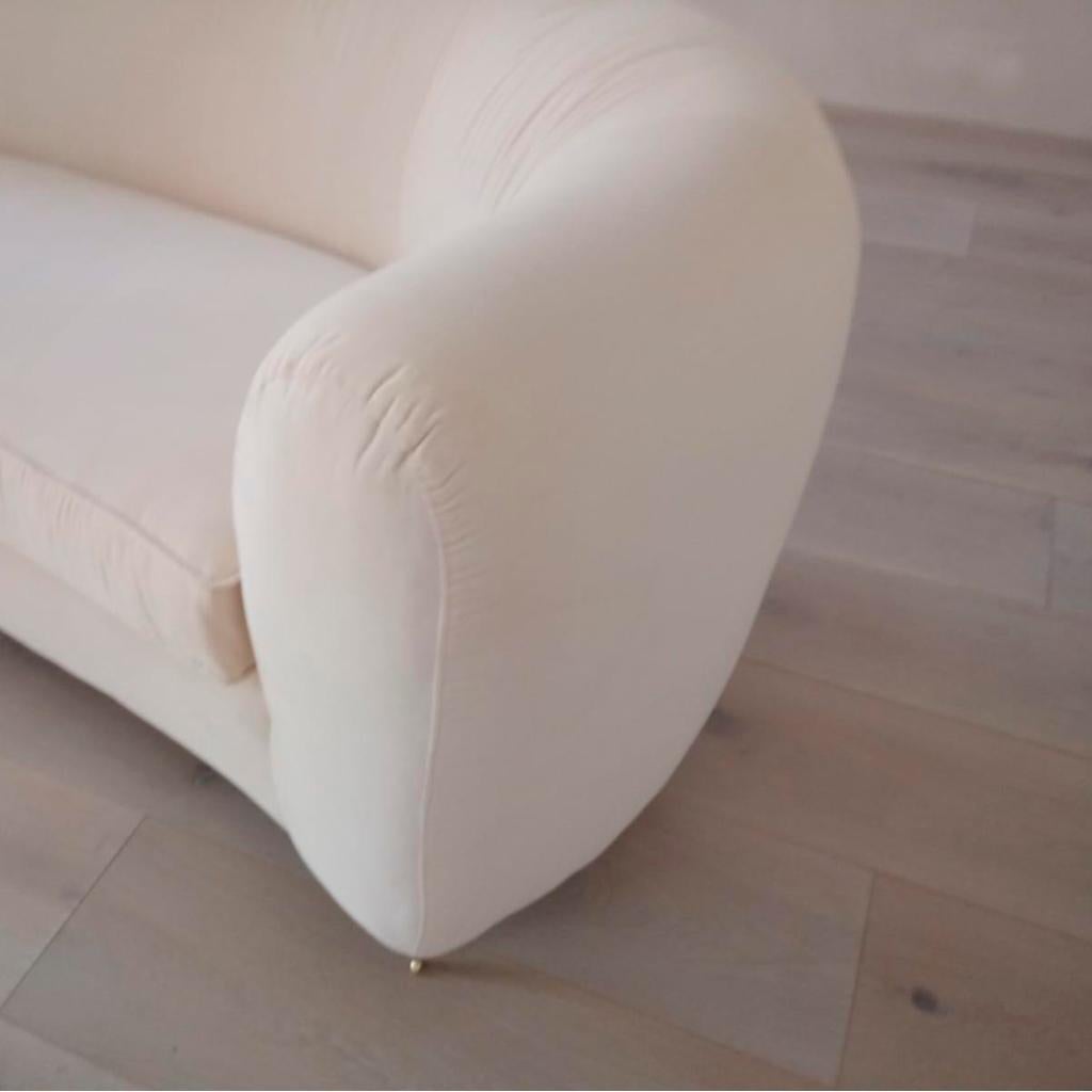 Contemporary Modern Curved Italian Sofa Designed by L.A. Studio im Zustand „Gut“ im Angebot in Ibiza, Spain
