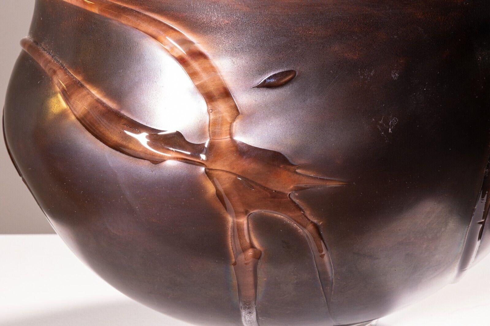Verre brun Bol contemporain en verre soufflé à la bouche de David Moderns en vente