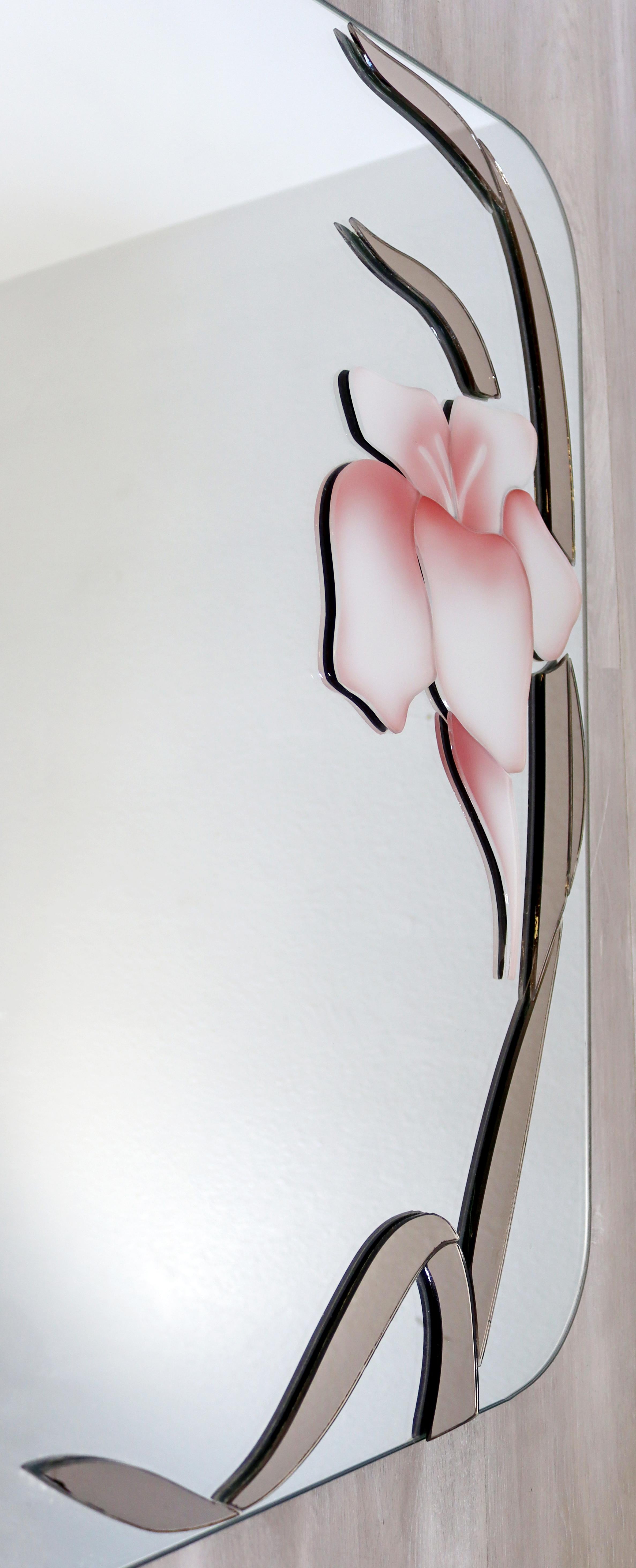 Contemporary Modern David Marshall Signed Pink Floral Hanging Wall Mirror 1980s In Good Condition In Keego Harbor, MI